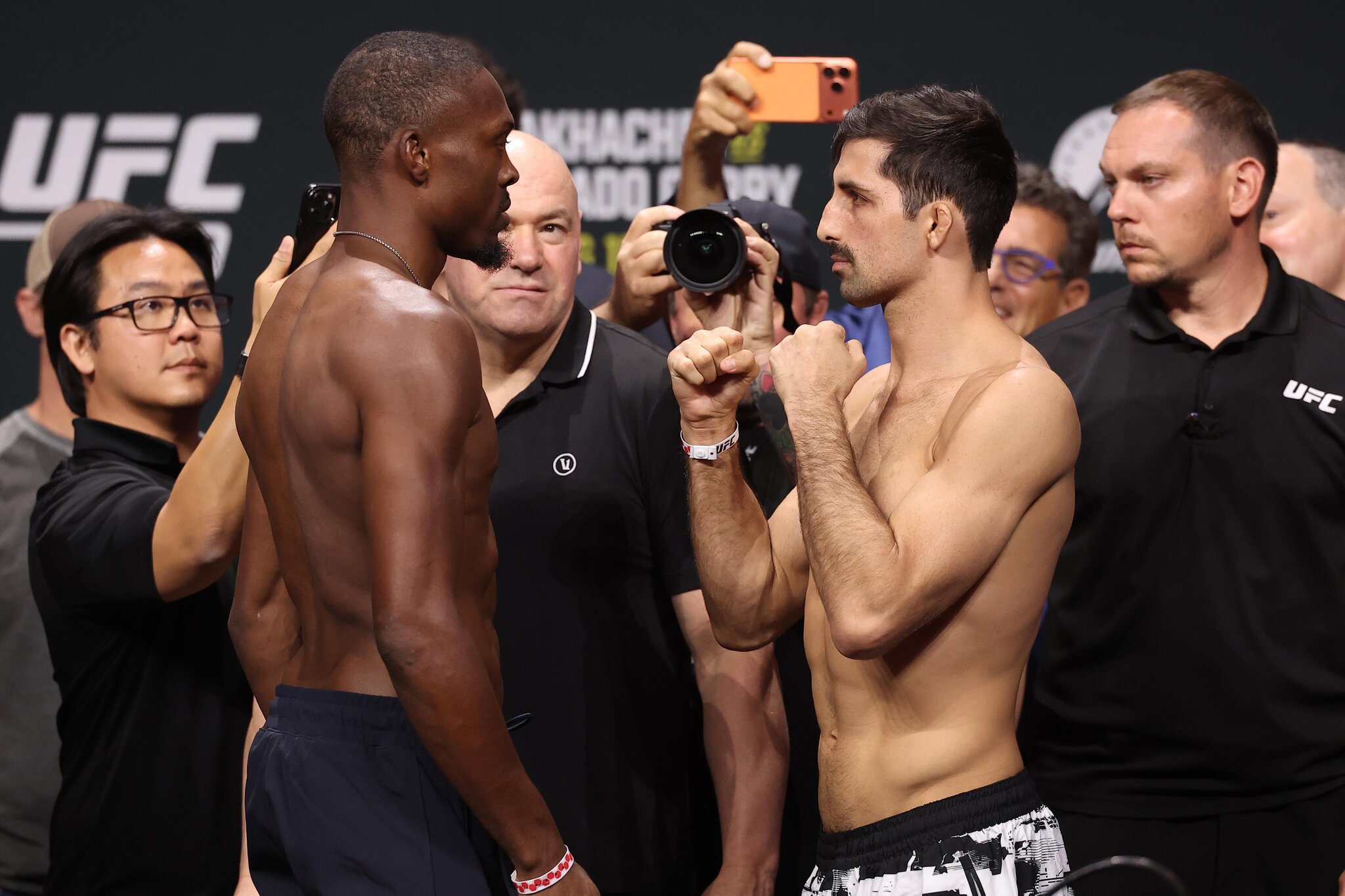 UFC 330 live blog: Jalin Turner vs. Kaue Fernandes