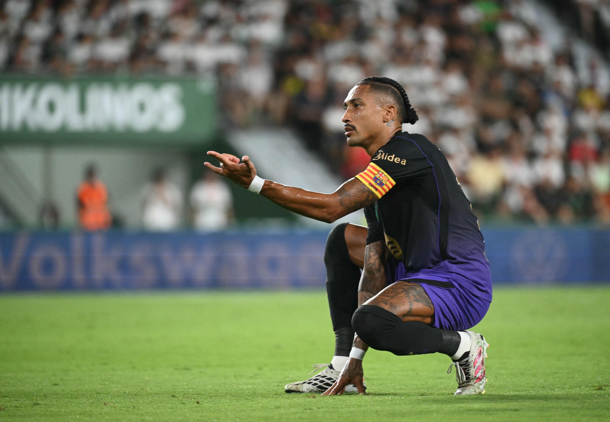 Raphinha talks Spiderman celebration, Barcelona’s No. 9 hunt after Elche win