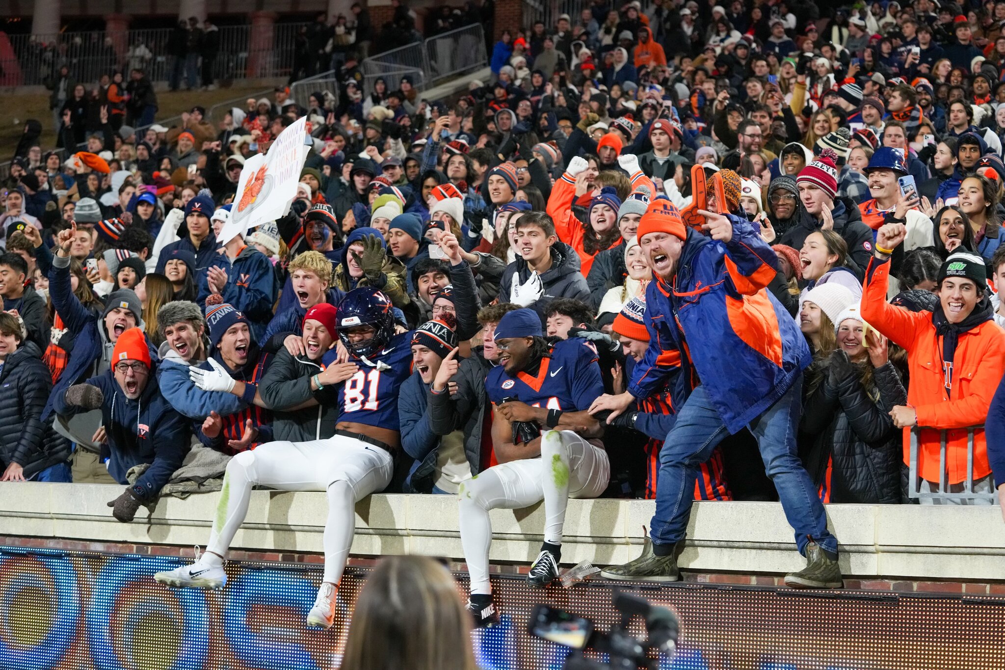 5 must-do steps to best experience a college football game at Virginia this fall
