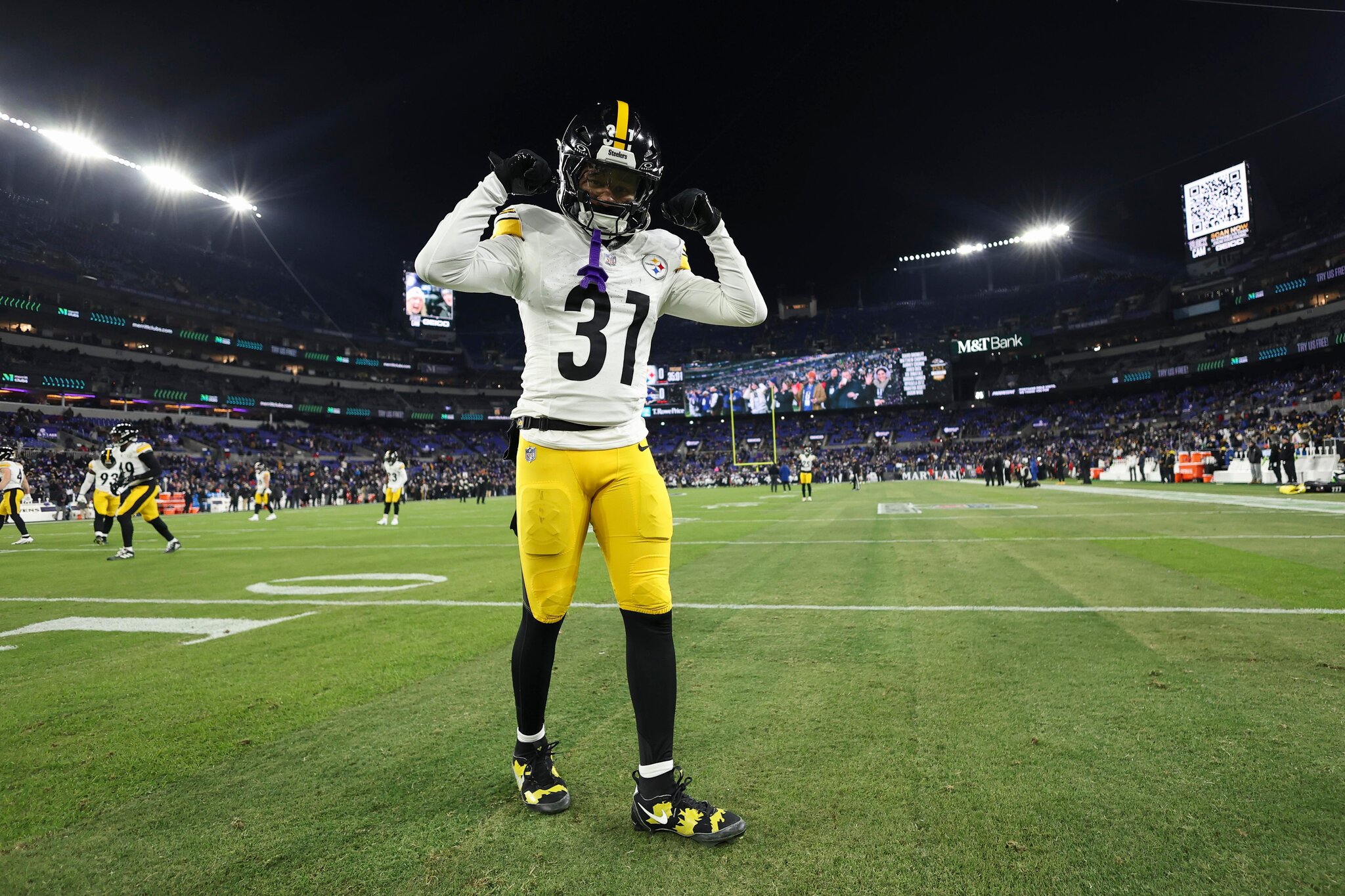 Bears sign their 4th DB in 3 days, and a Luther Burden update