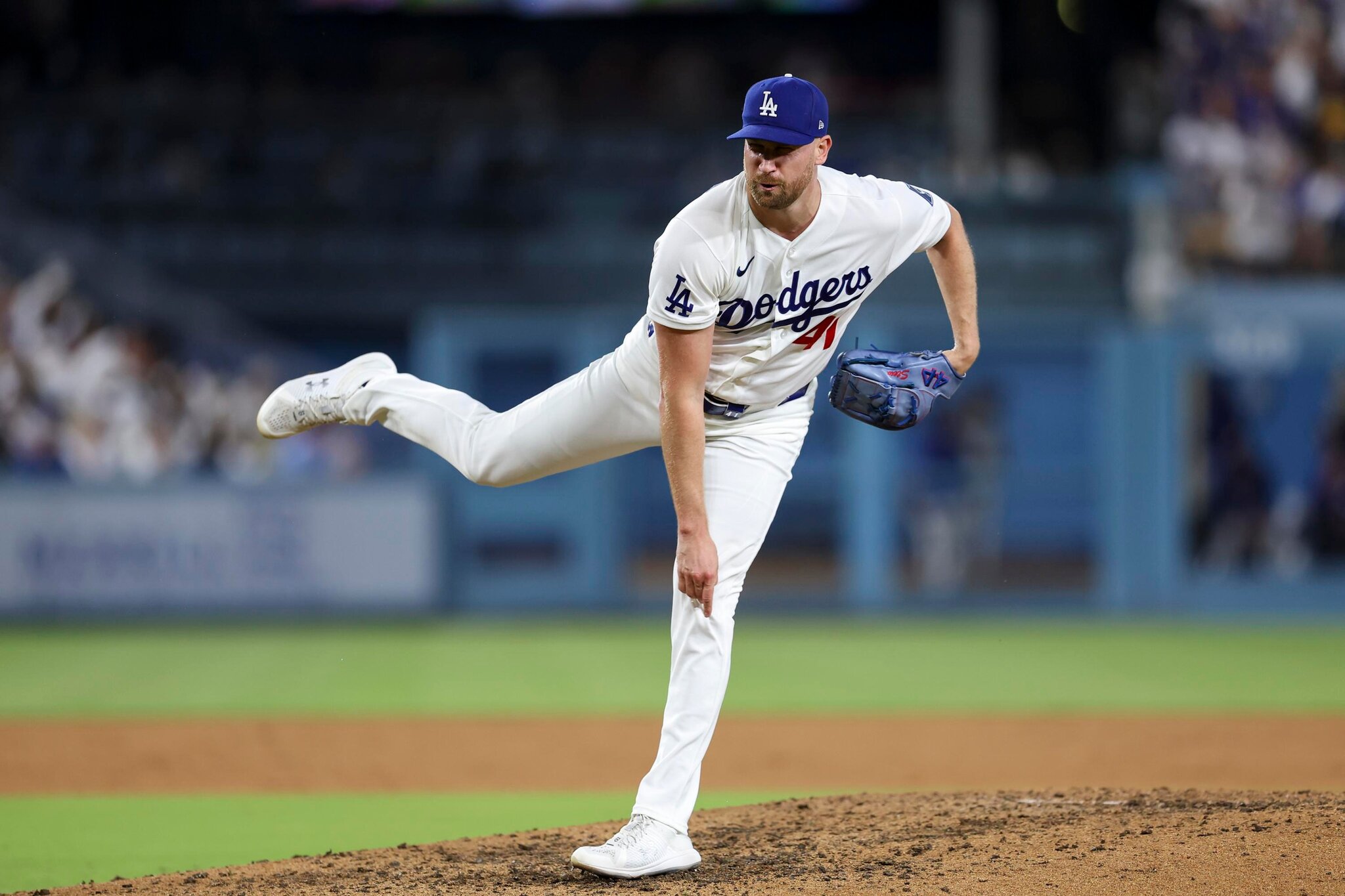 Brock Stewart on injured list, Dodgers call up Cole Irvin