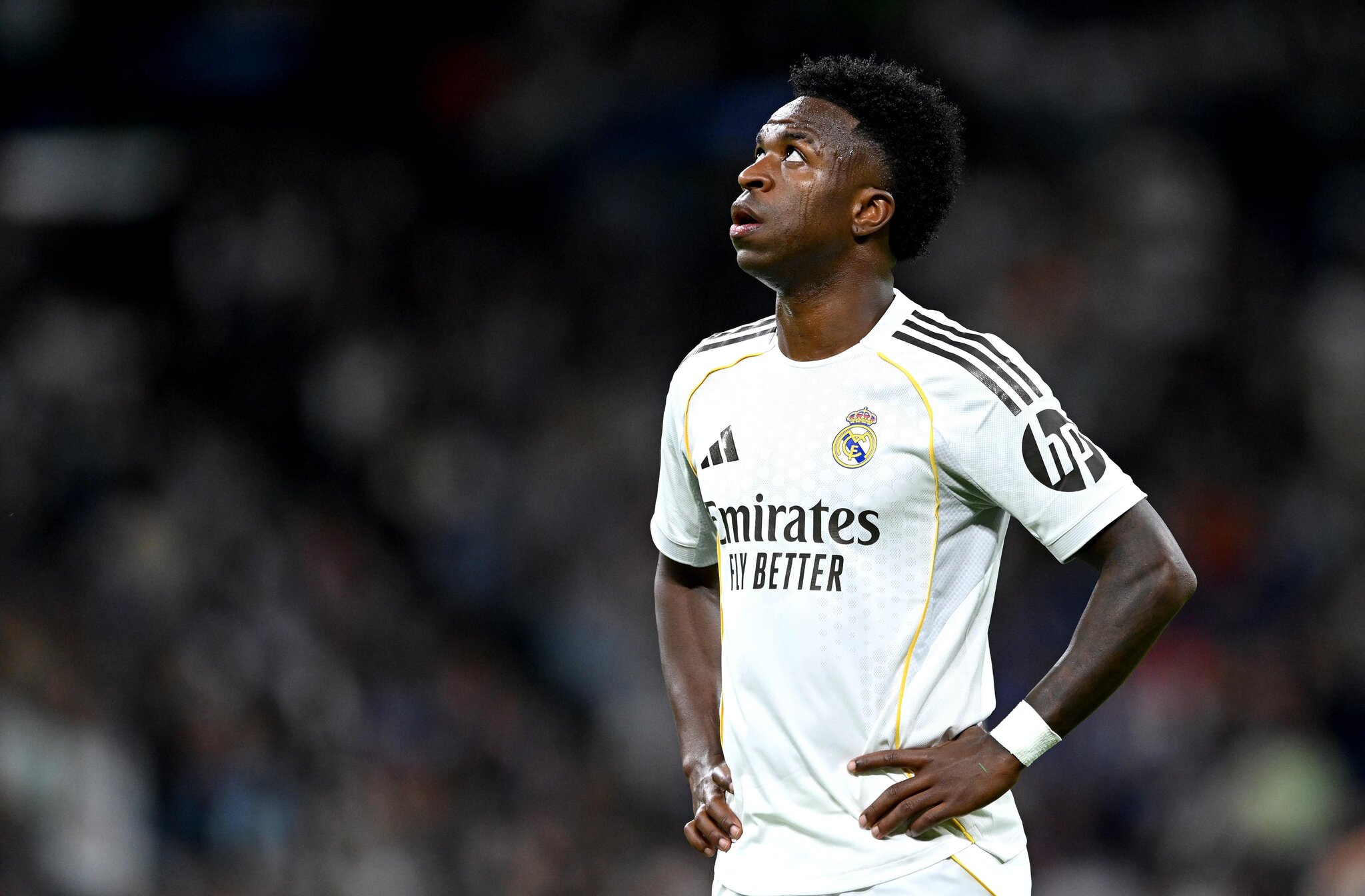 Vinicius prioritizes Real Madrid renewal as Diomande deal nears completion