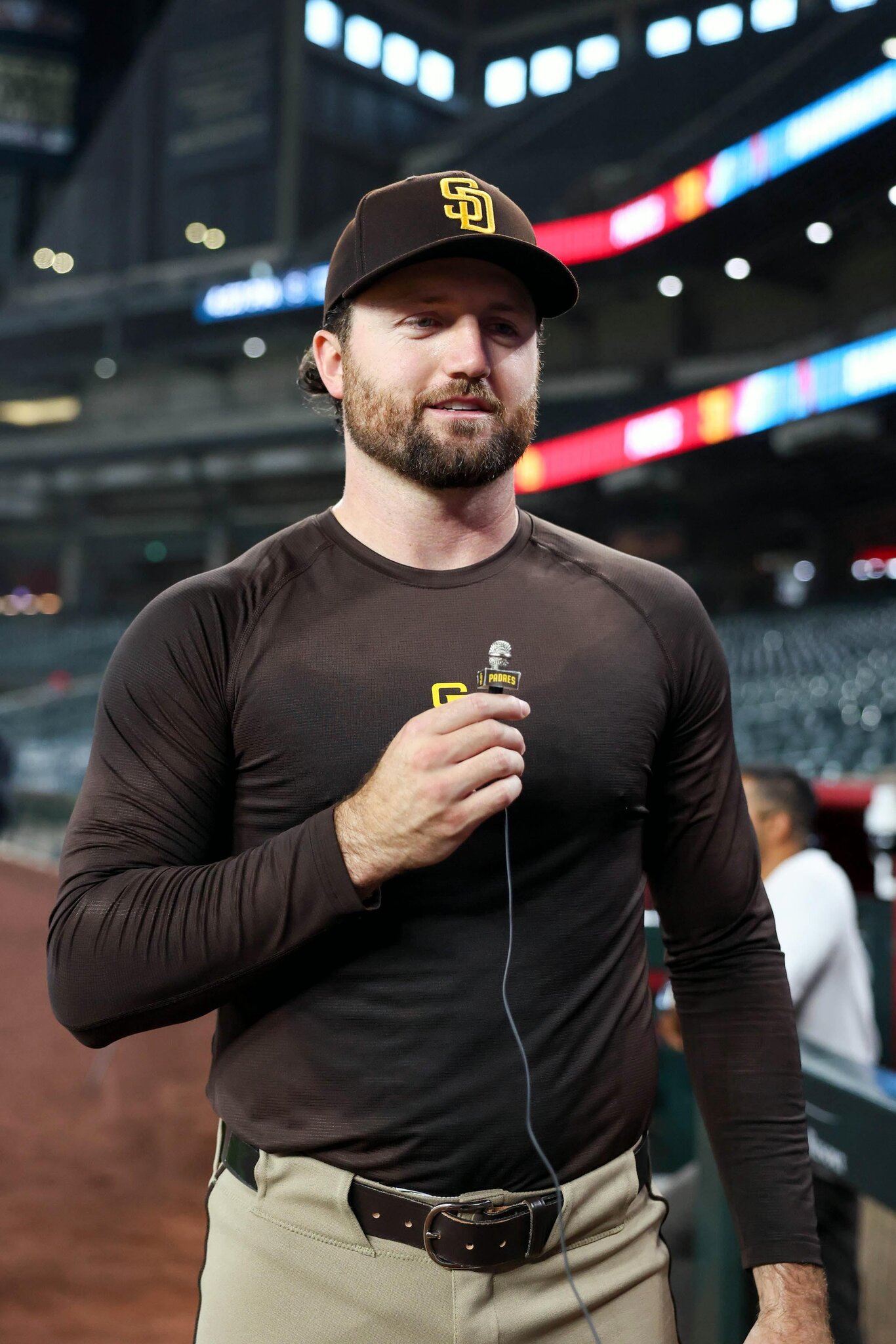 Padres rout the D-Backs to even series; Mize makes team debut tonight