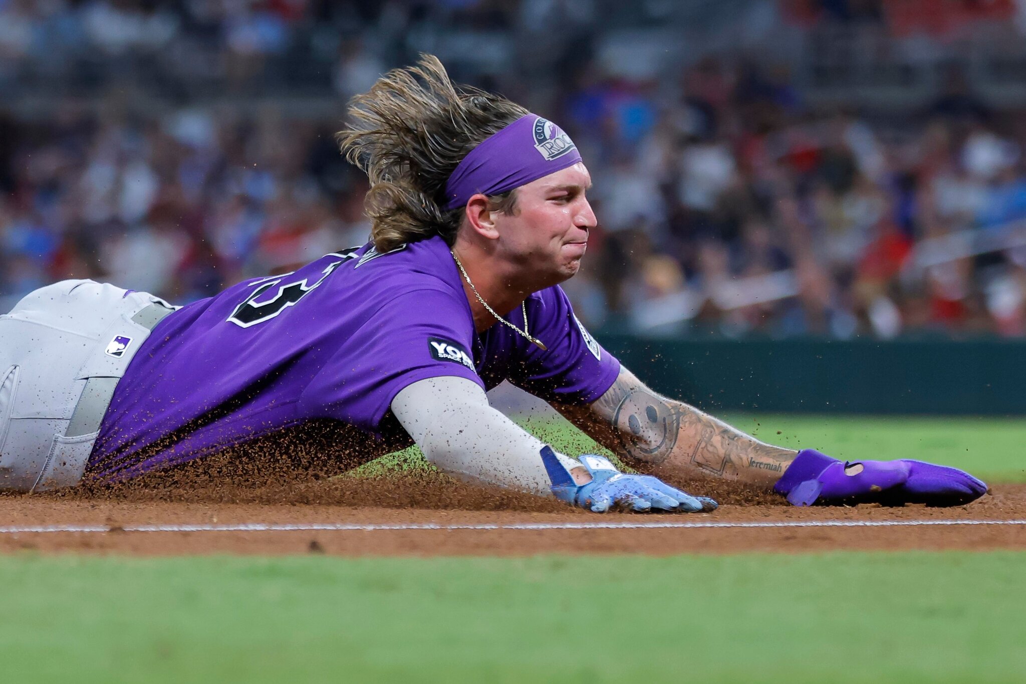 Big hit eludes Rockies as Braves win series opener 6-4