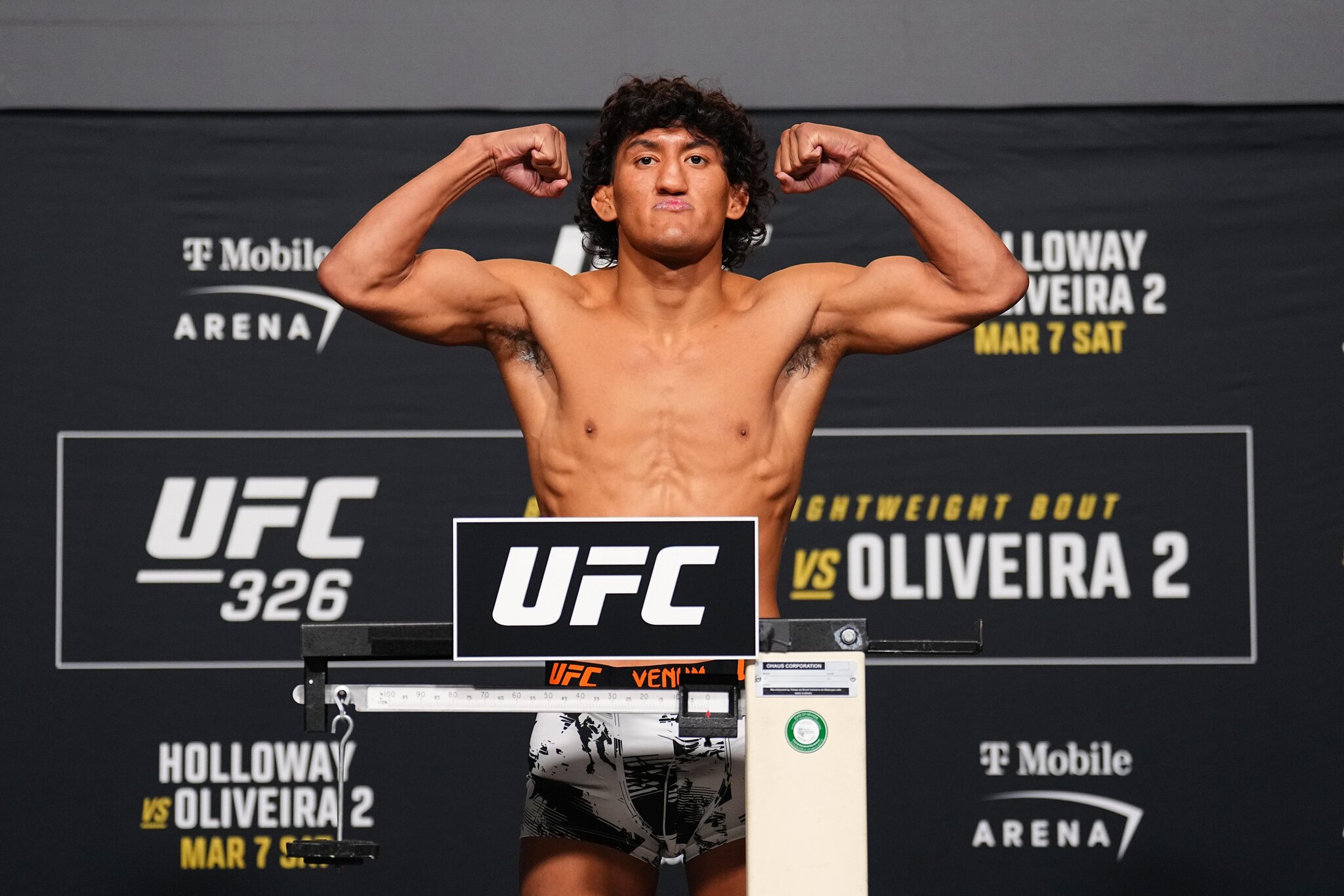 Raul Rosas Jr. vs. Raoni Barcelos headlines UFC Vegas 121