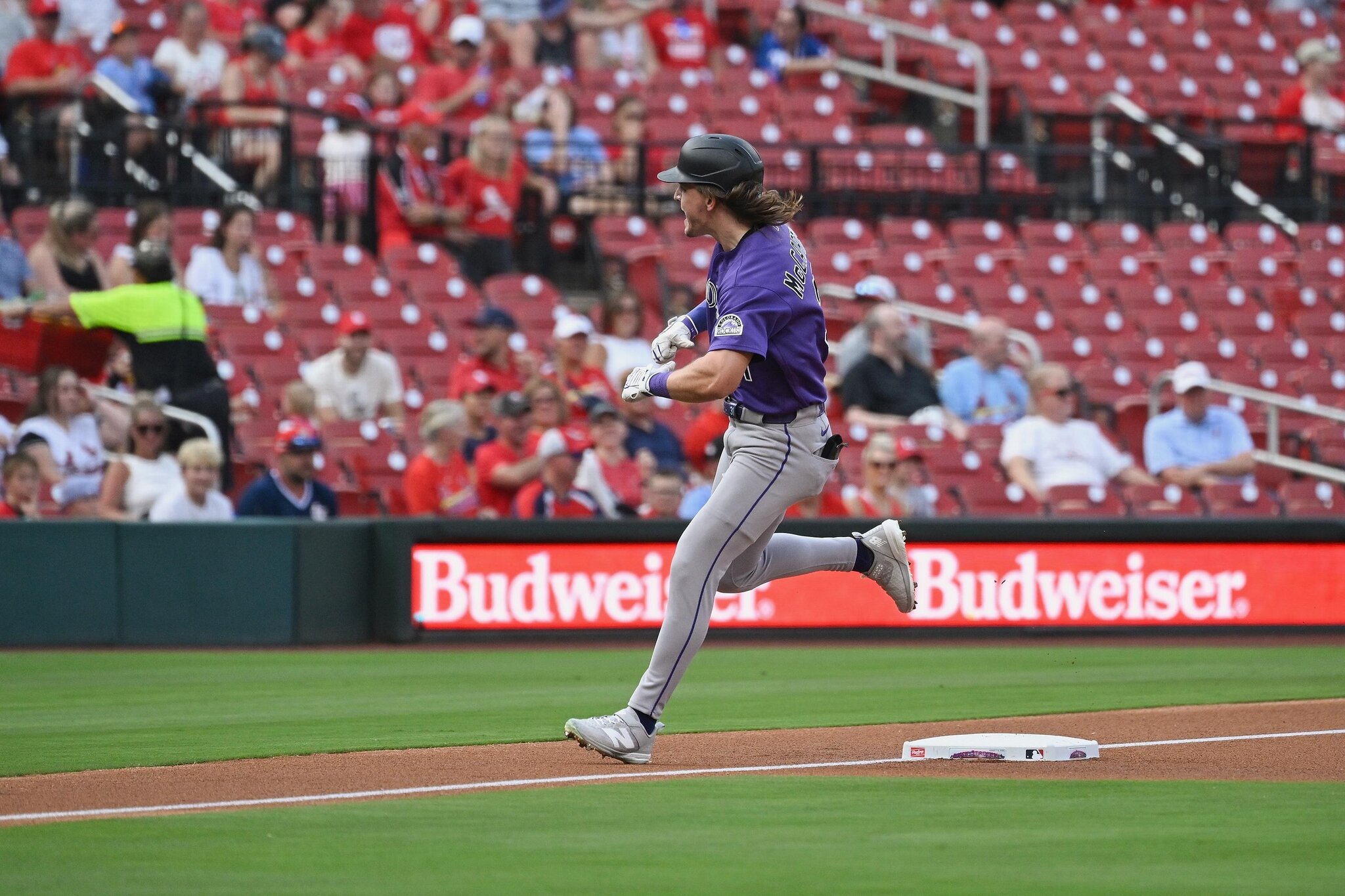 Jake McCarthy’s aggressive night powers Rockies past Cardinals