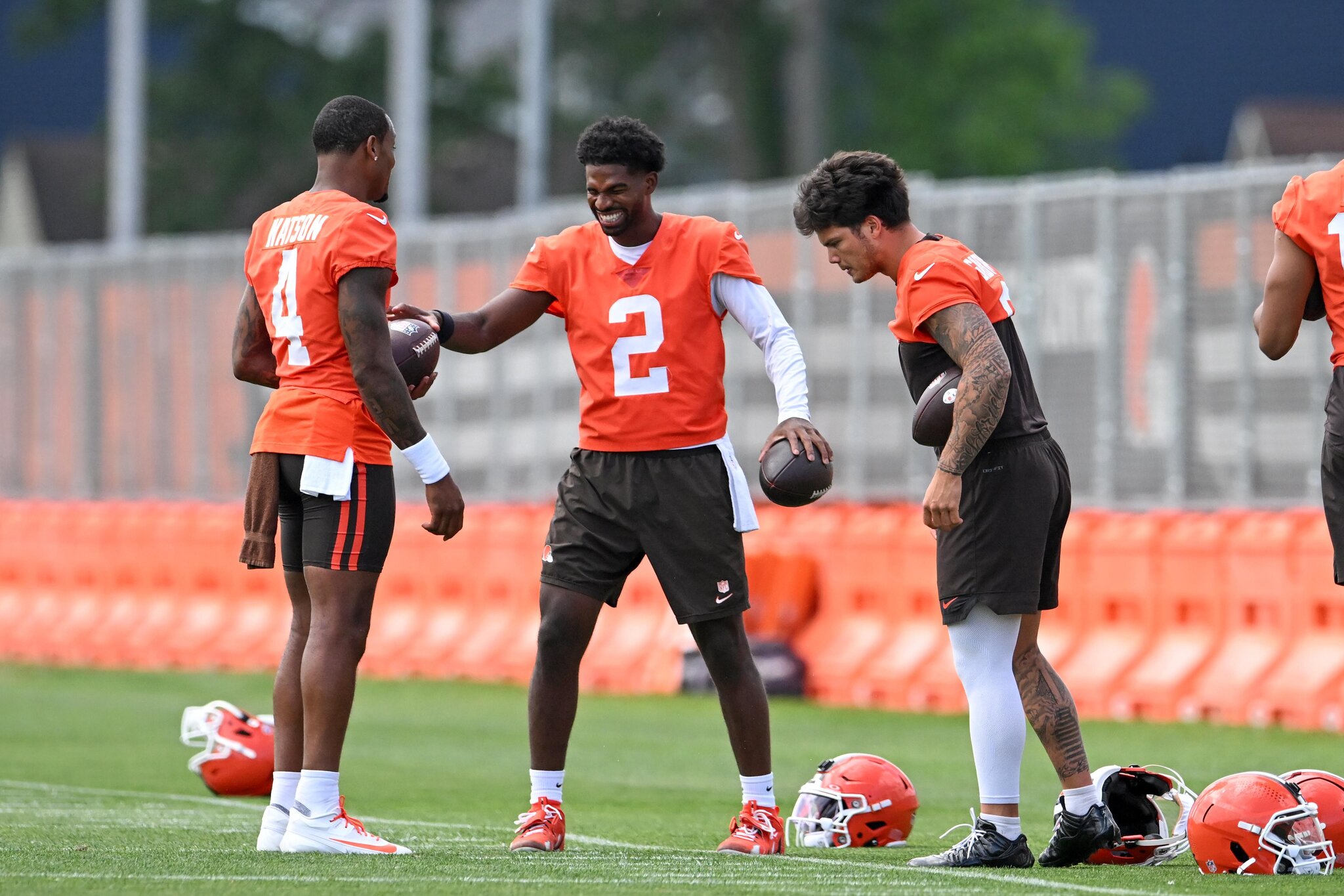 Deshaun Watson, Shedeur Sanders: Browns QB competition lingers on