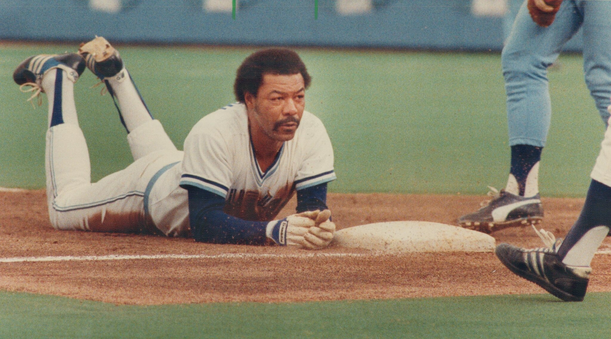 Today in Blue Jays History: Jays trade for Cliff Johnson