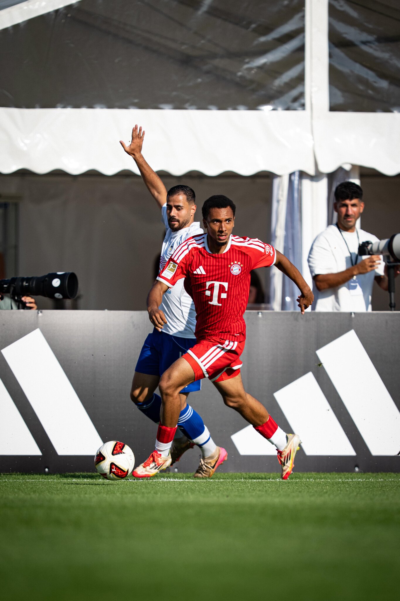 Injury scare averted, Bayern Munich youngster went down because of cramping