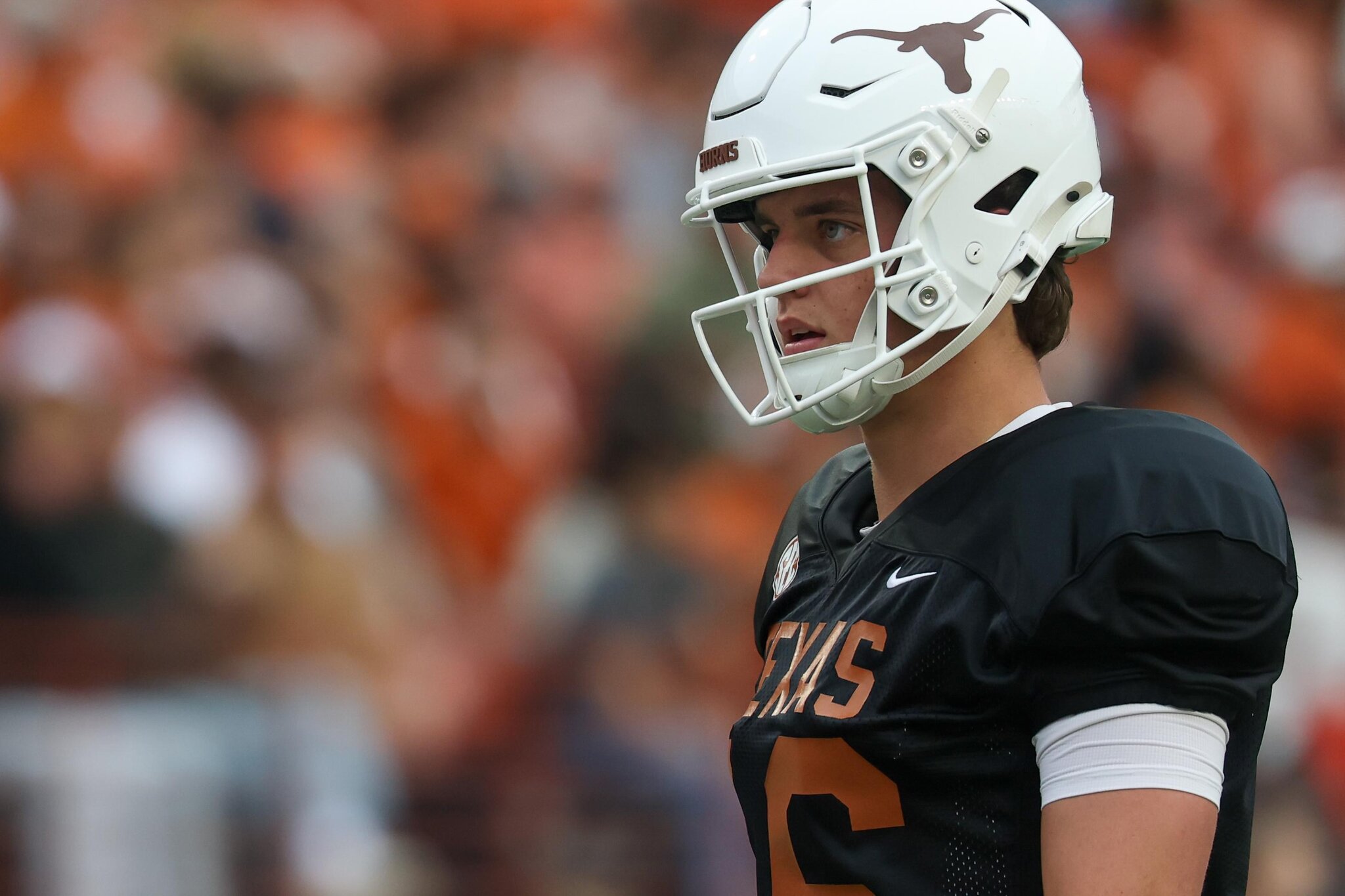 Longhorns Daily News: Texas’ Arch Manning drops to No. 20 in national NIL ranking