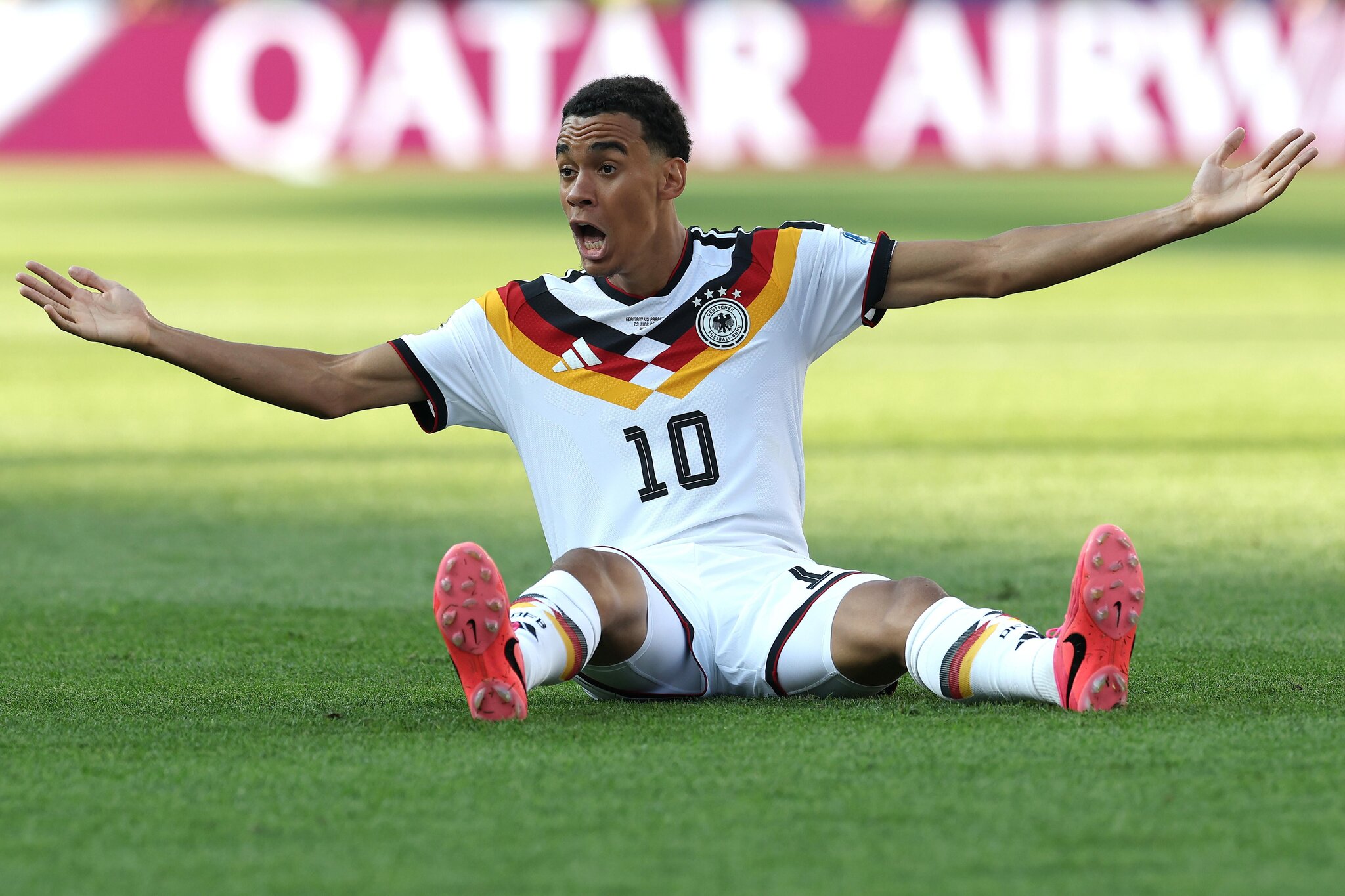 Bastian Schweinsteiger, Oliver Kahn weren’t pleased with Jamal Musiala’s lack of reaction at World Cup