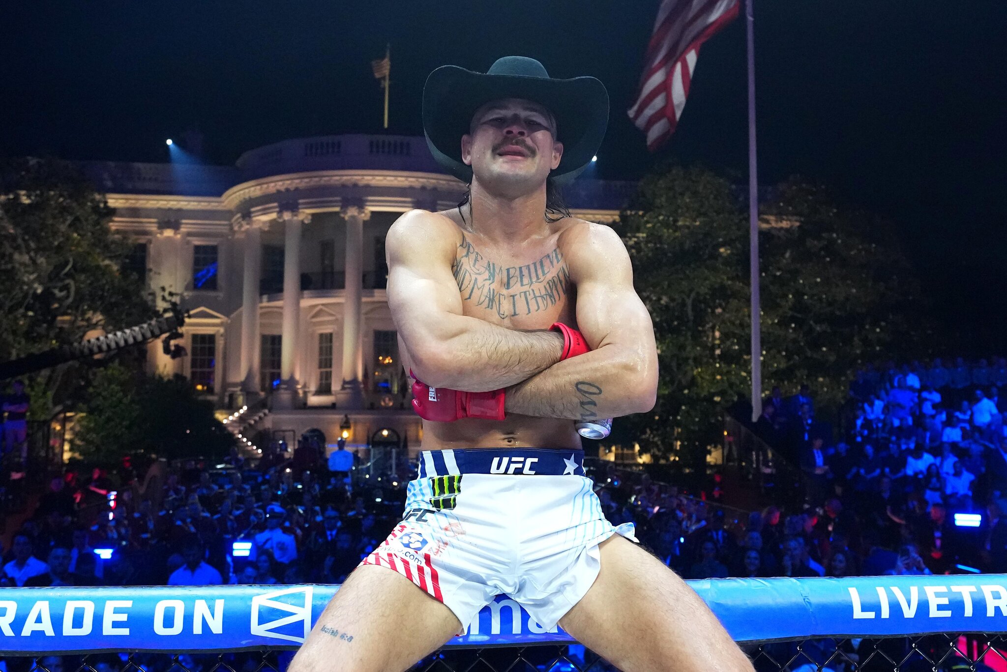 Midnight Mania! Lopes’ Lightweight Debut In ‘Advanced Talks