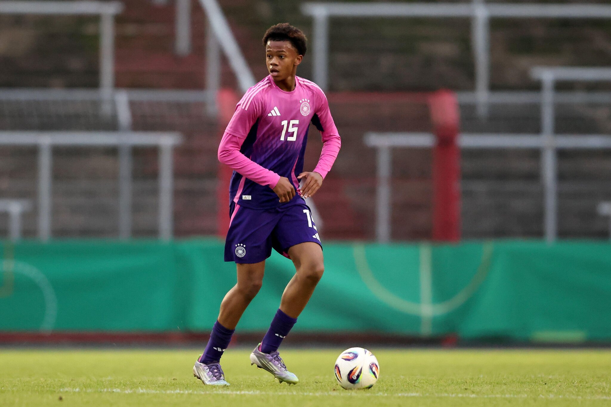 Barcelona sign 16-year-old defender Mikael Baza from HSV Hamburg