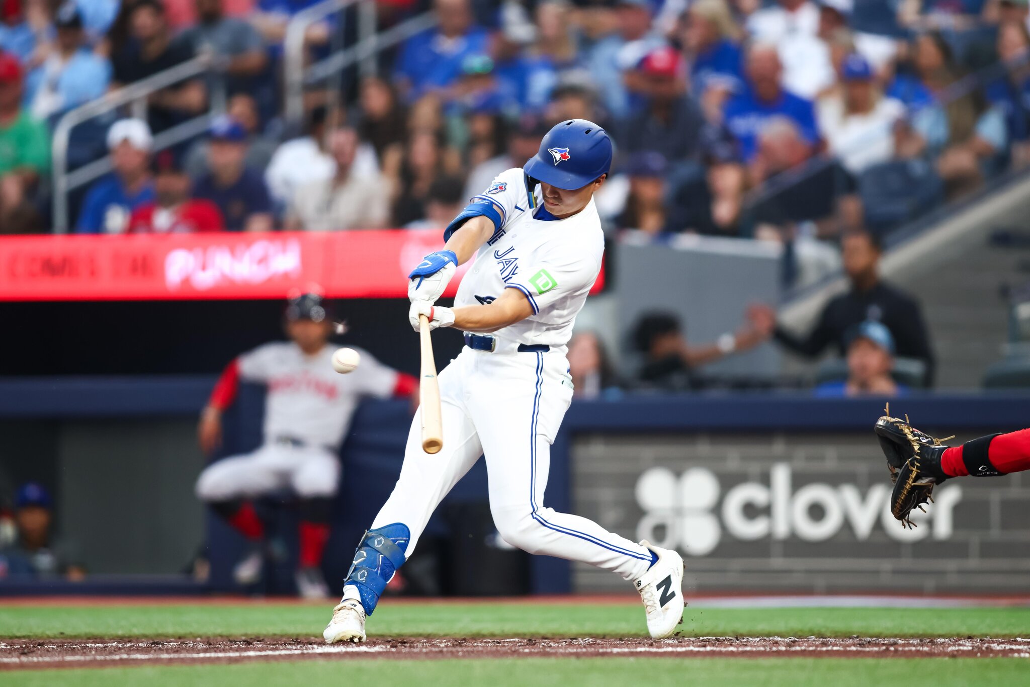 Jays Beat Red Sox