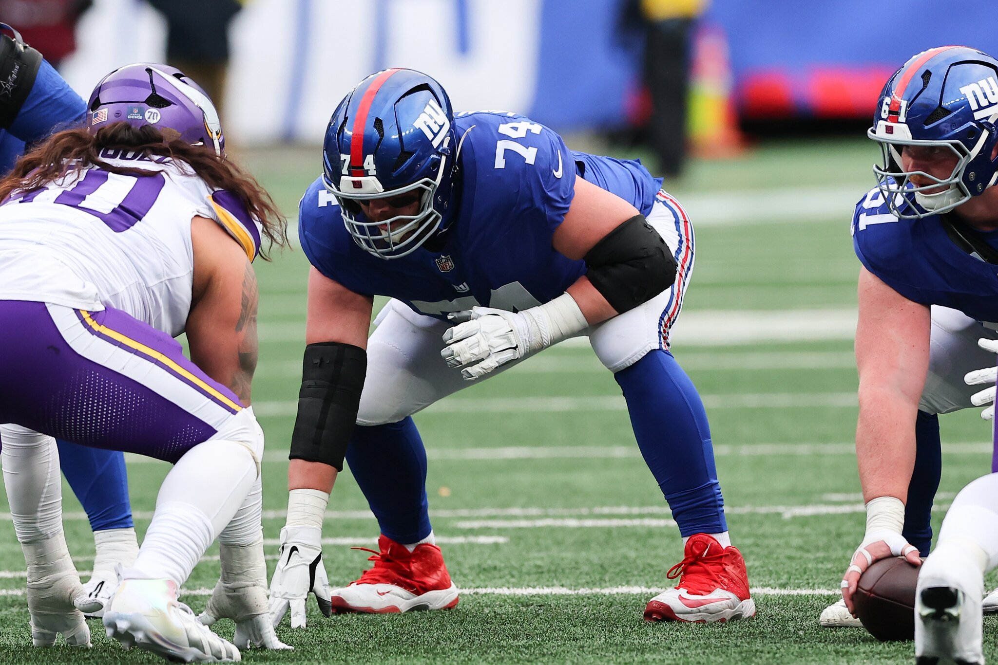 Giants news: Patriots hosting former Giants guard Greg Van Roten
