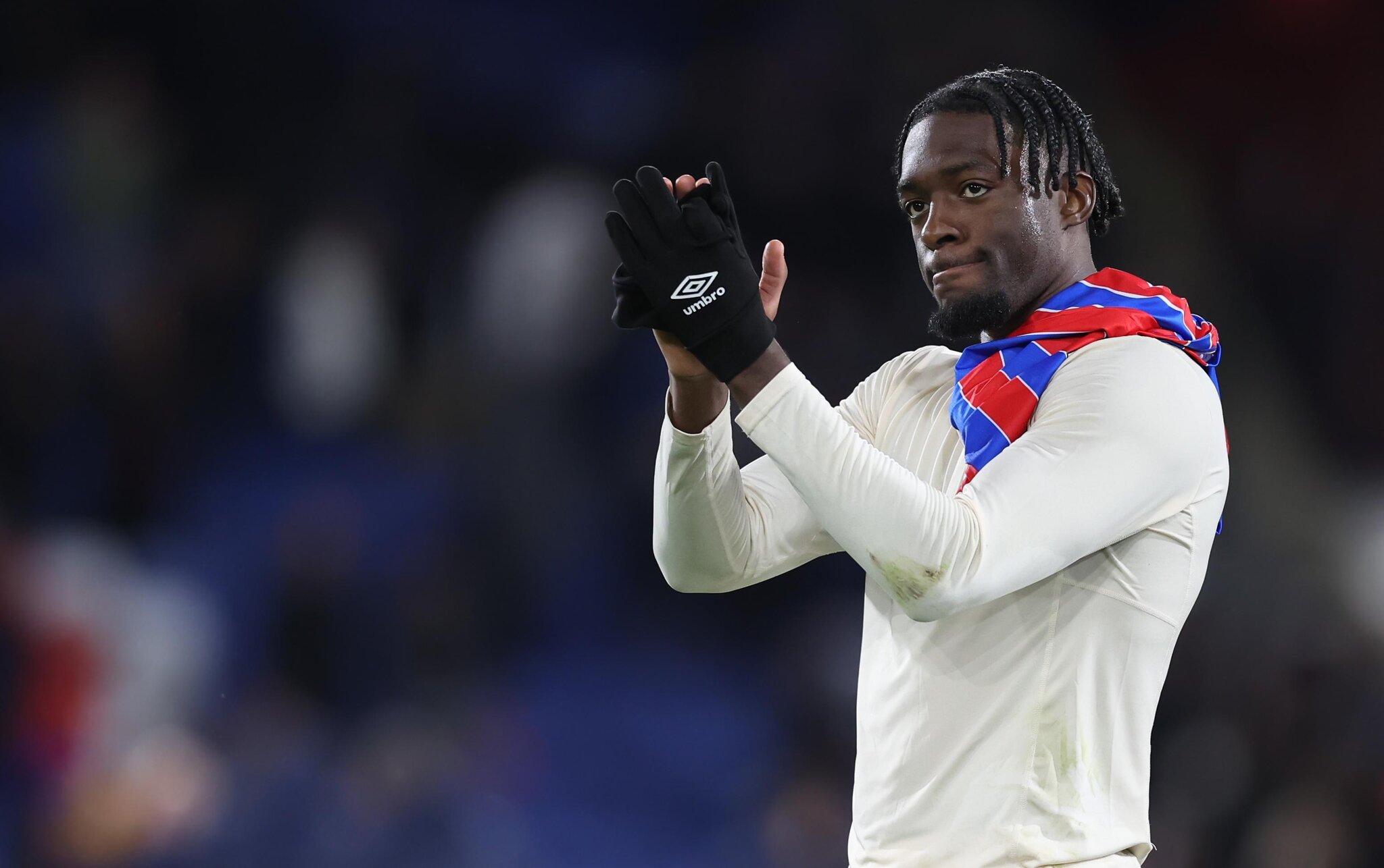 Crystal Palace submit offer for Chelsea defender Axel Disasi