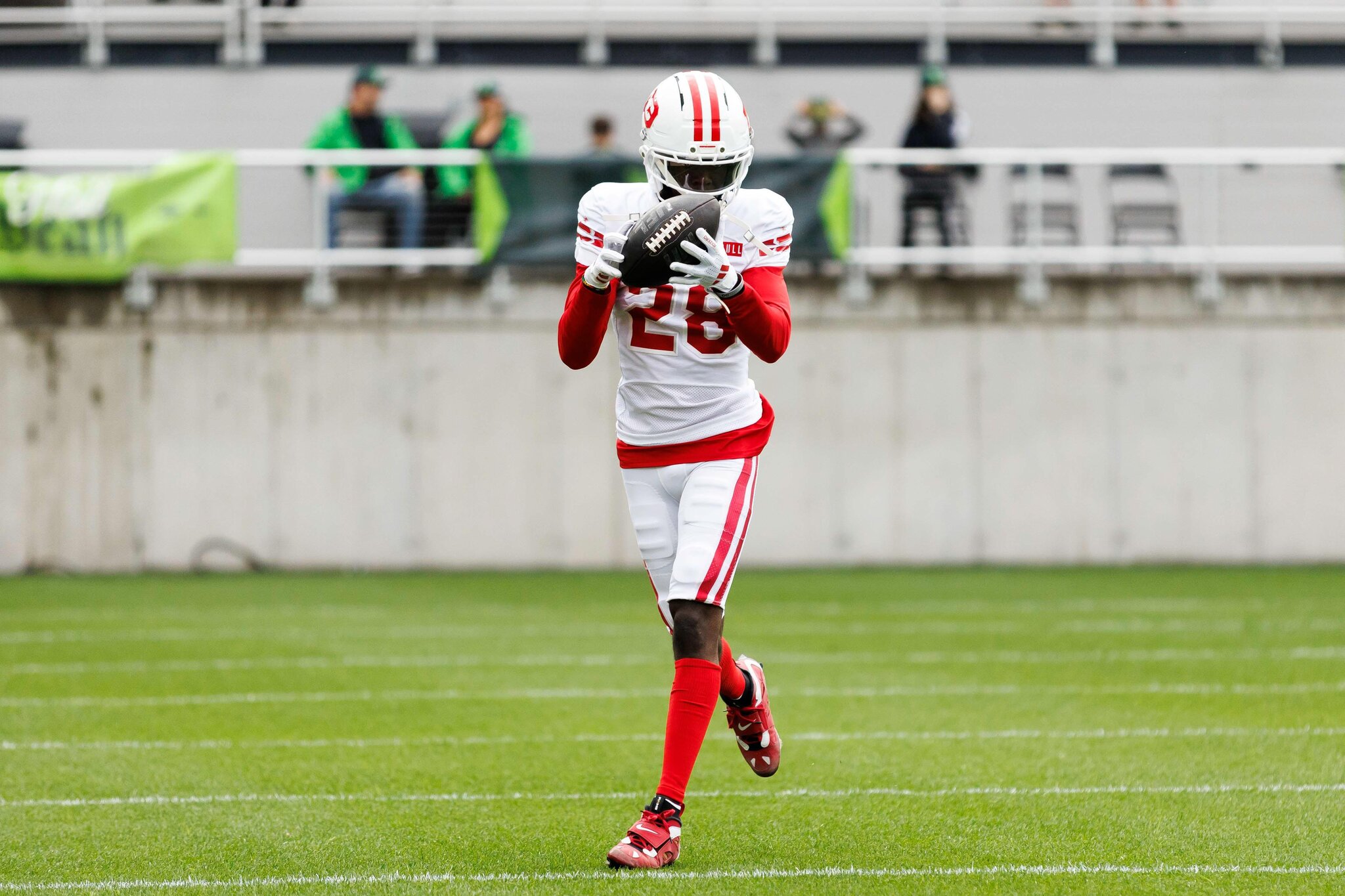 Detroit Lions waive 2 injured players, add new cornerback