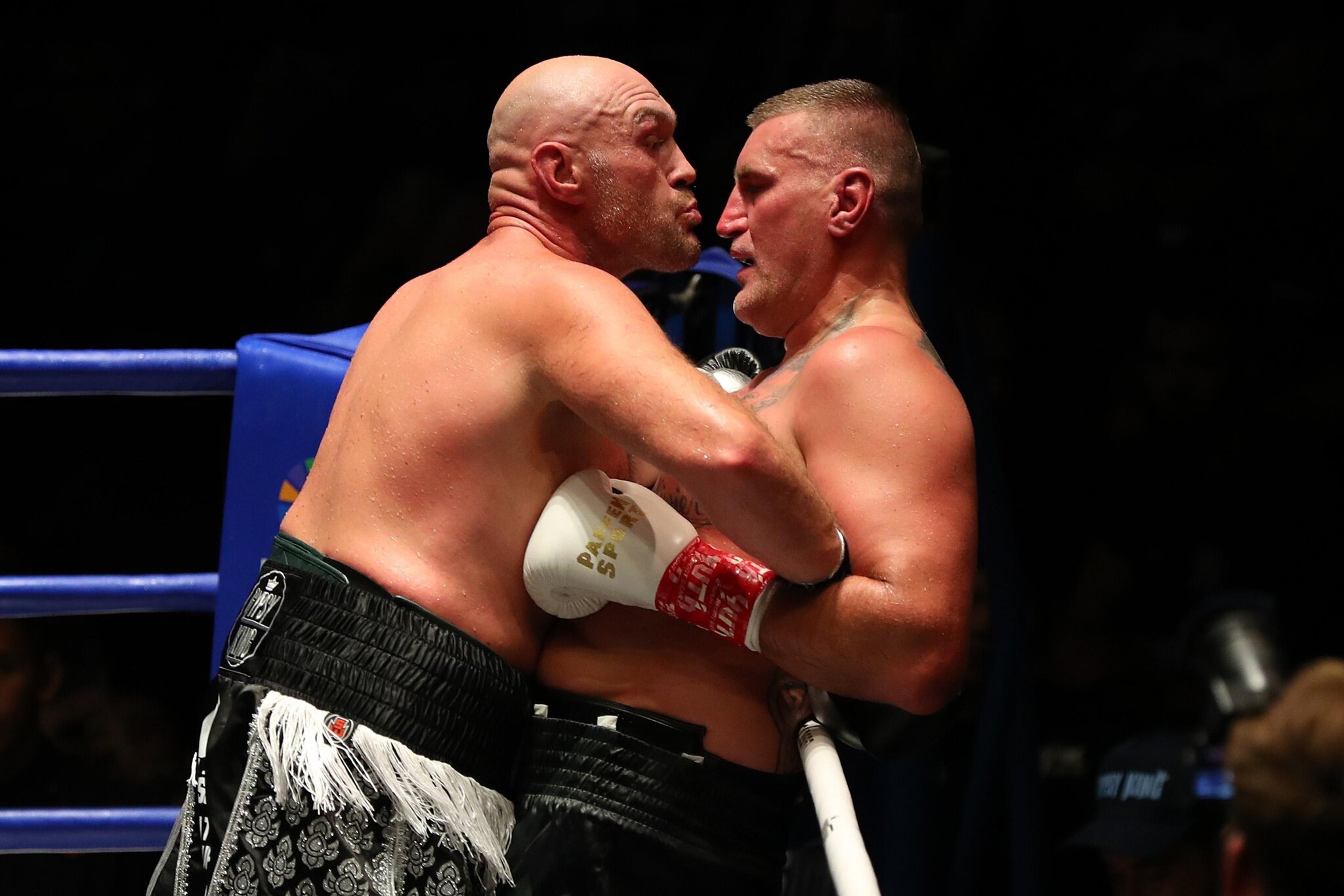 Tyson Fury’s last opponent gets whomped in 6 vs. 1 freakshow fight