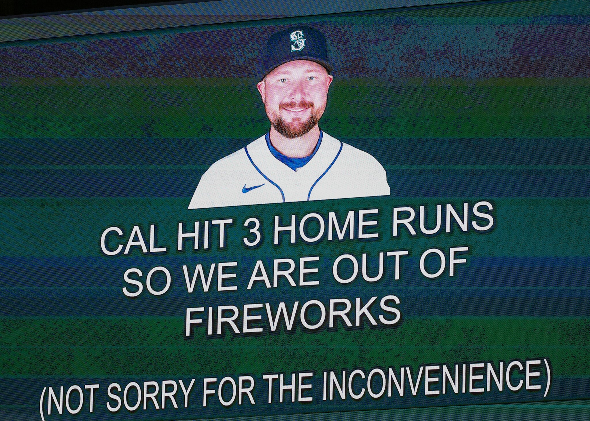 Goldfish memory: Mariners bounce back big against Phillies, 9-2
