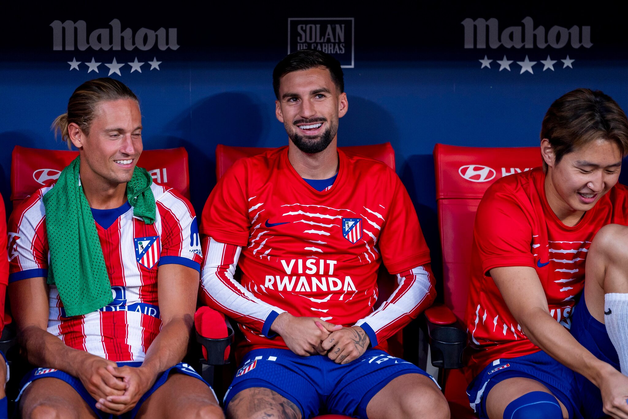 How will Atlético Madrid line up against Villarreal?