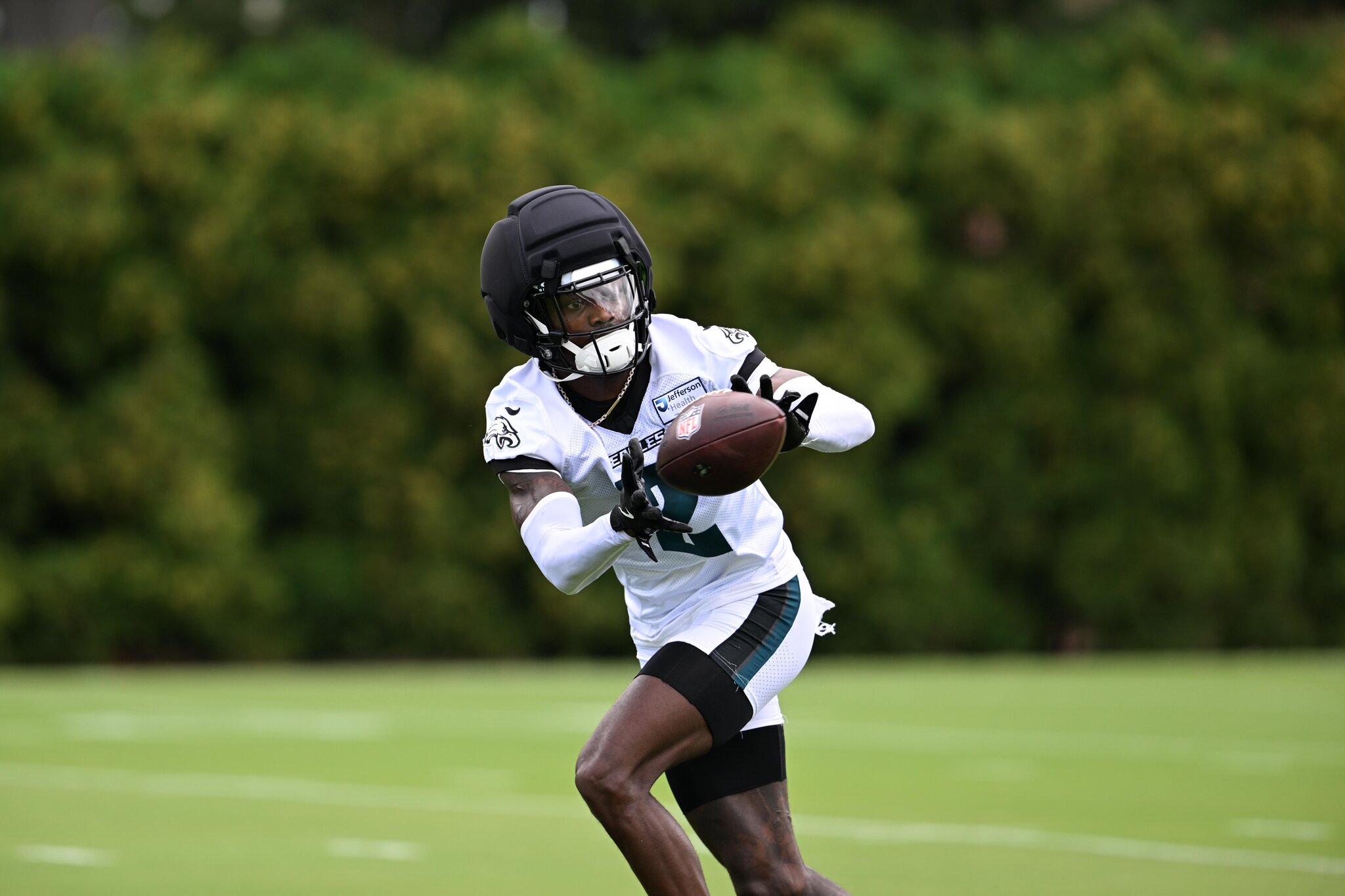 Eagles Training Camp Practice Notes: Riq Woolen intercepts Jalen Hurts twice at The Linc
