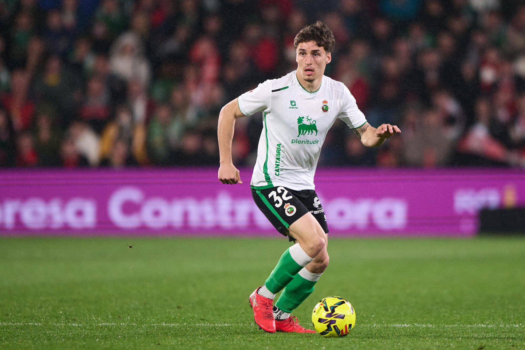 Man Utd join Barcelona in race for Racing left-back Jorge Salinas