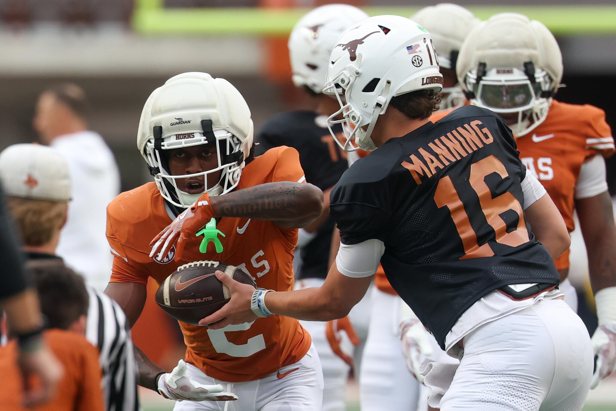 Rebuilt Texas RB room hopes to regain ground game explosiveness