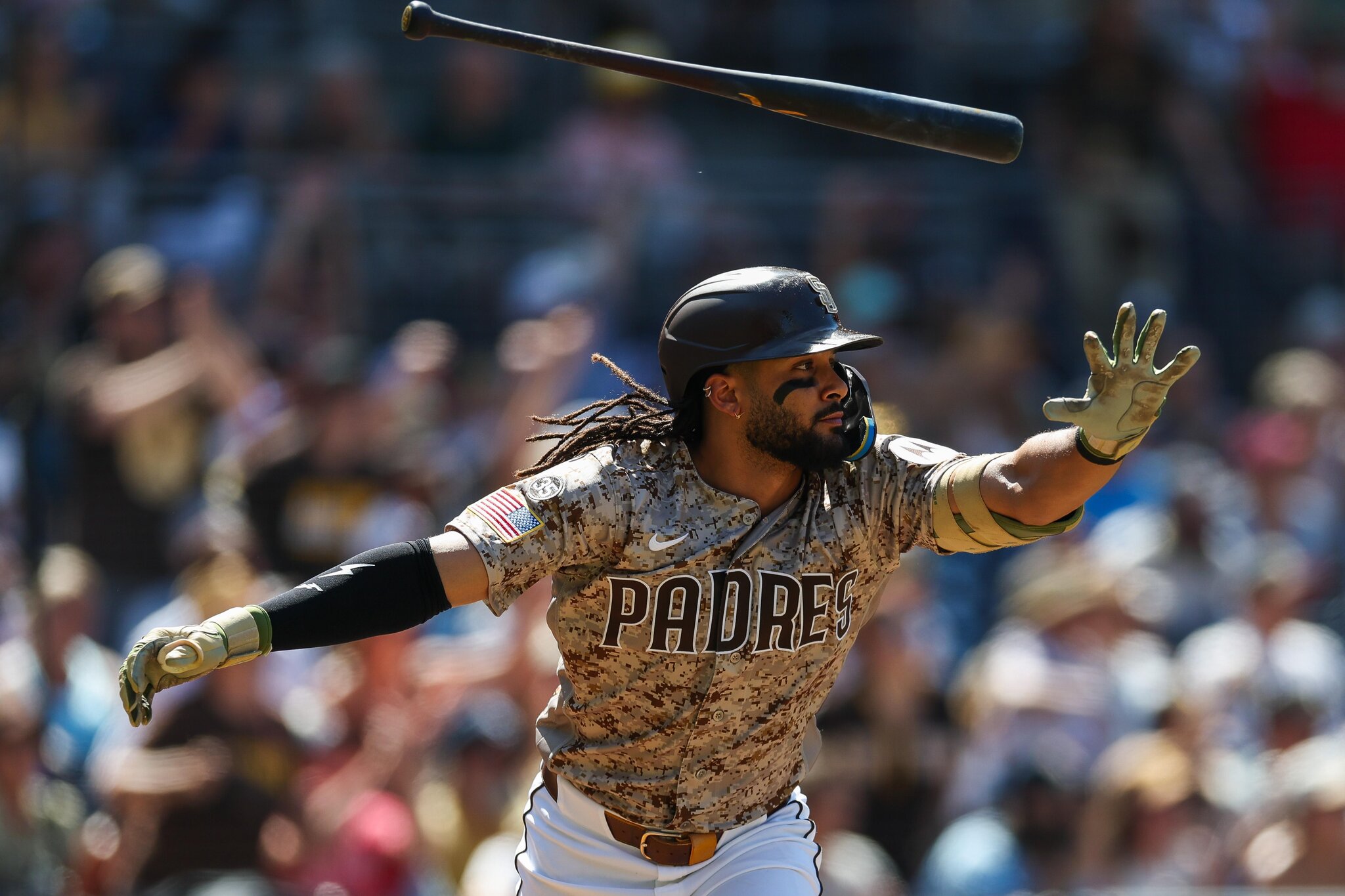 San Diego breaks out the brooms as Twins fall in series finale
