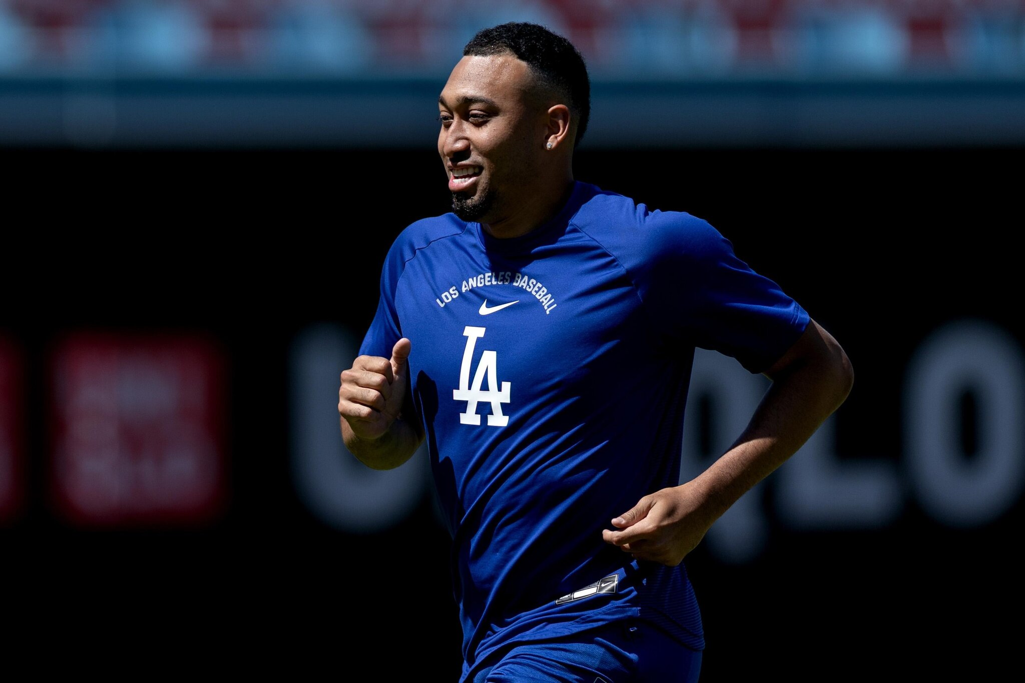 Edwin Díaz back with Dodgers 3 months after elbow surgery