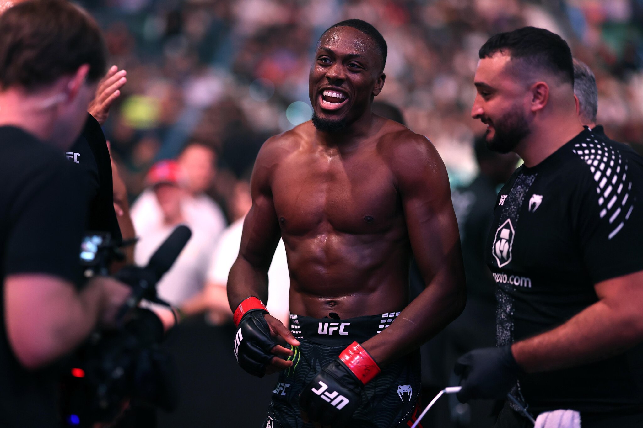 UFC 330 Bonuses! Jalin Turner’s 39-Second KO Collects $100K Award