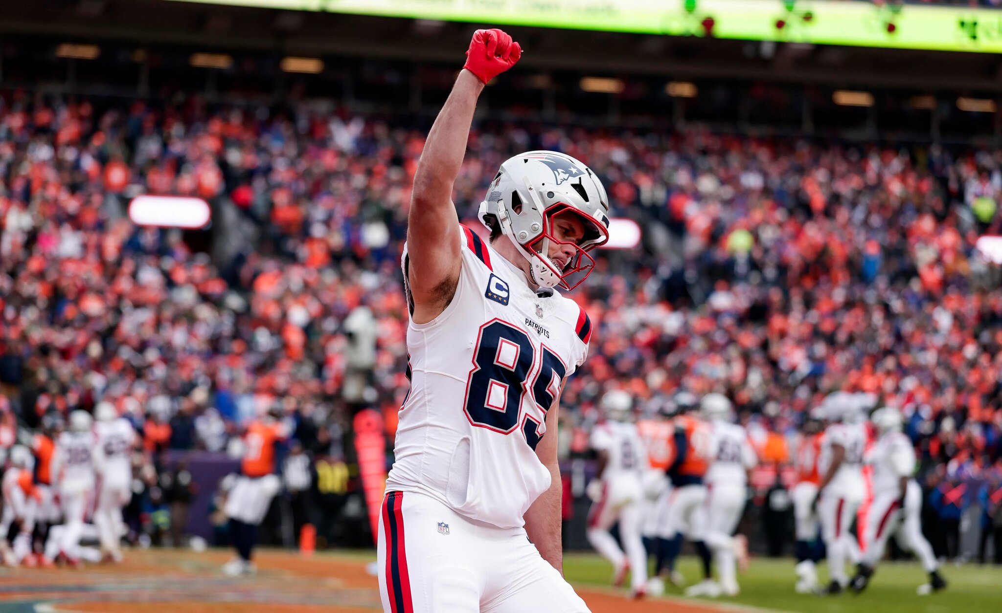 Patriots scouting report: Hunter Henry is Ol’ Reliable at tight end