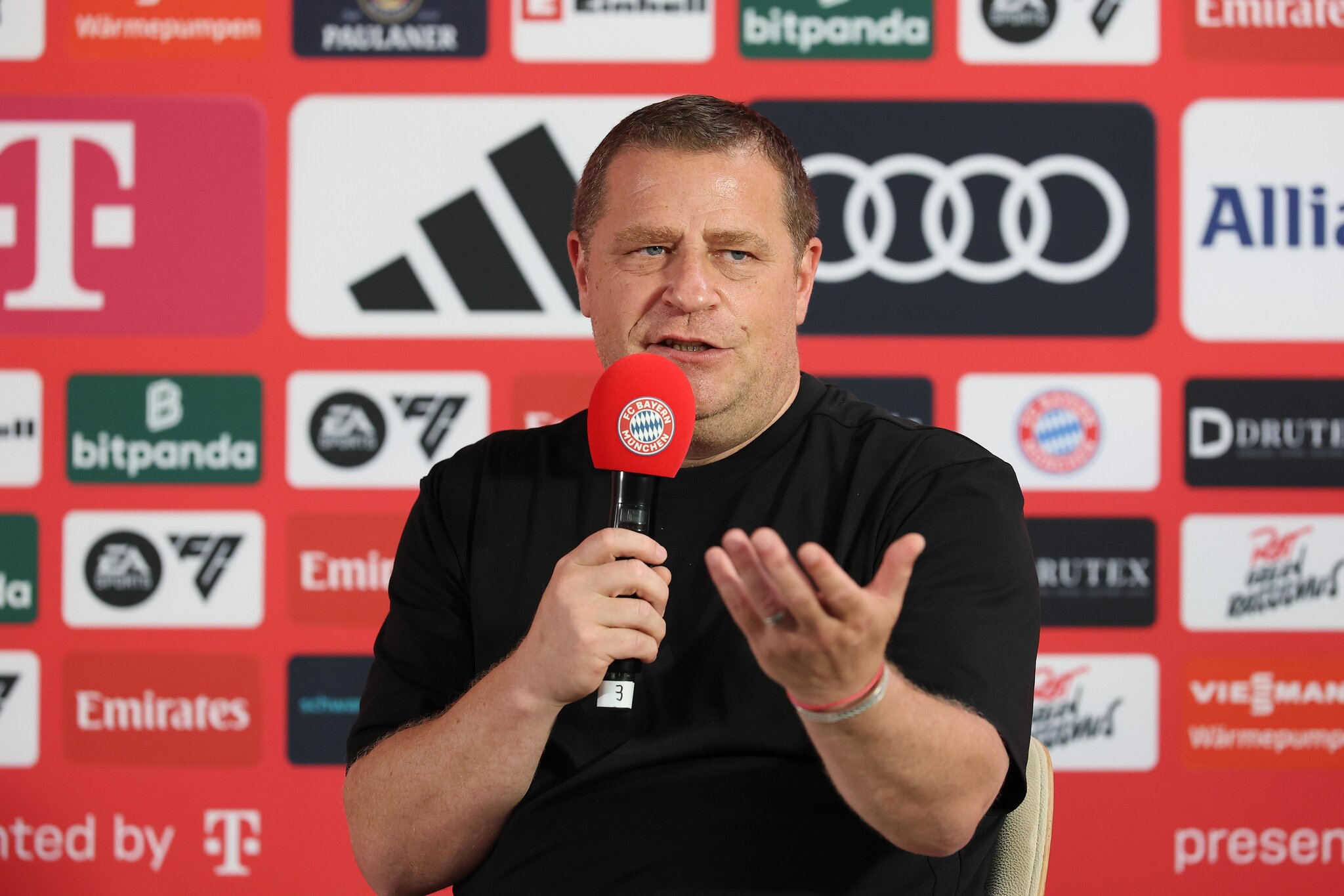Max Eberl set to extend contract at Bayern Munich