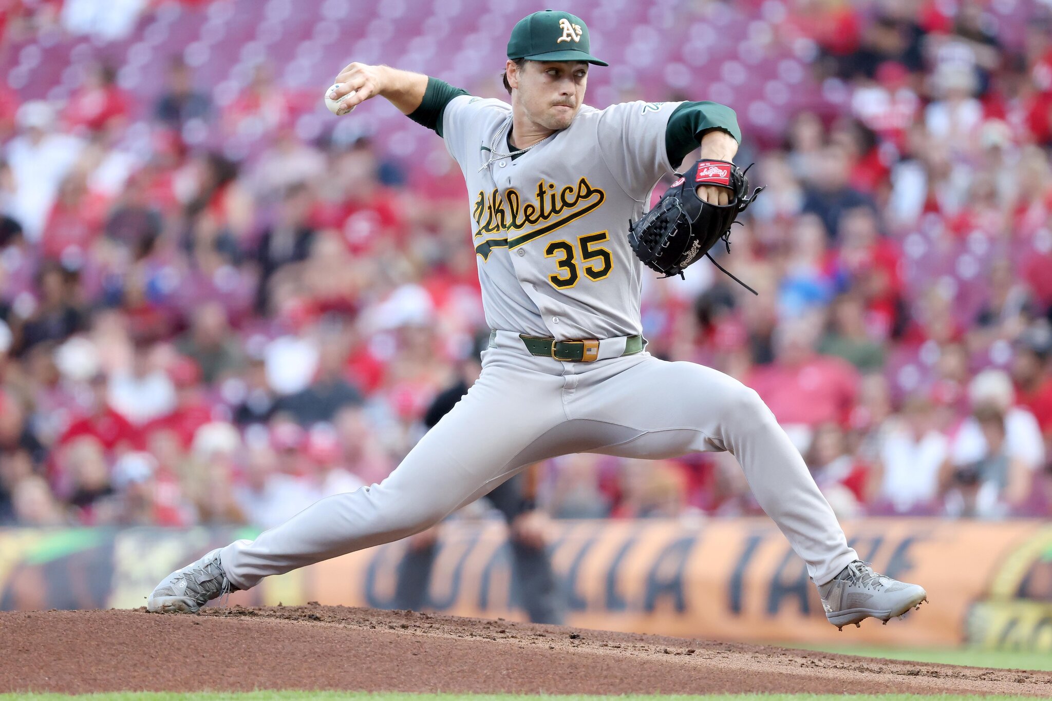 A’s Fall To Reds 5-4