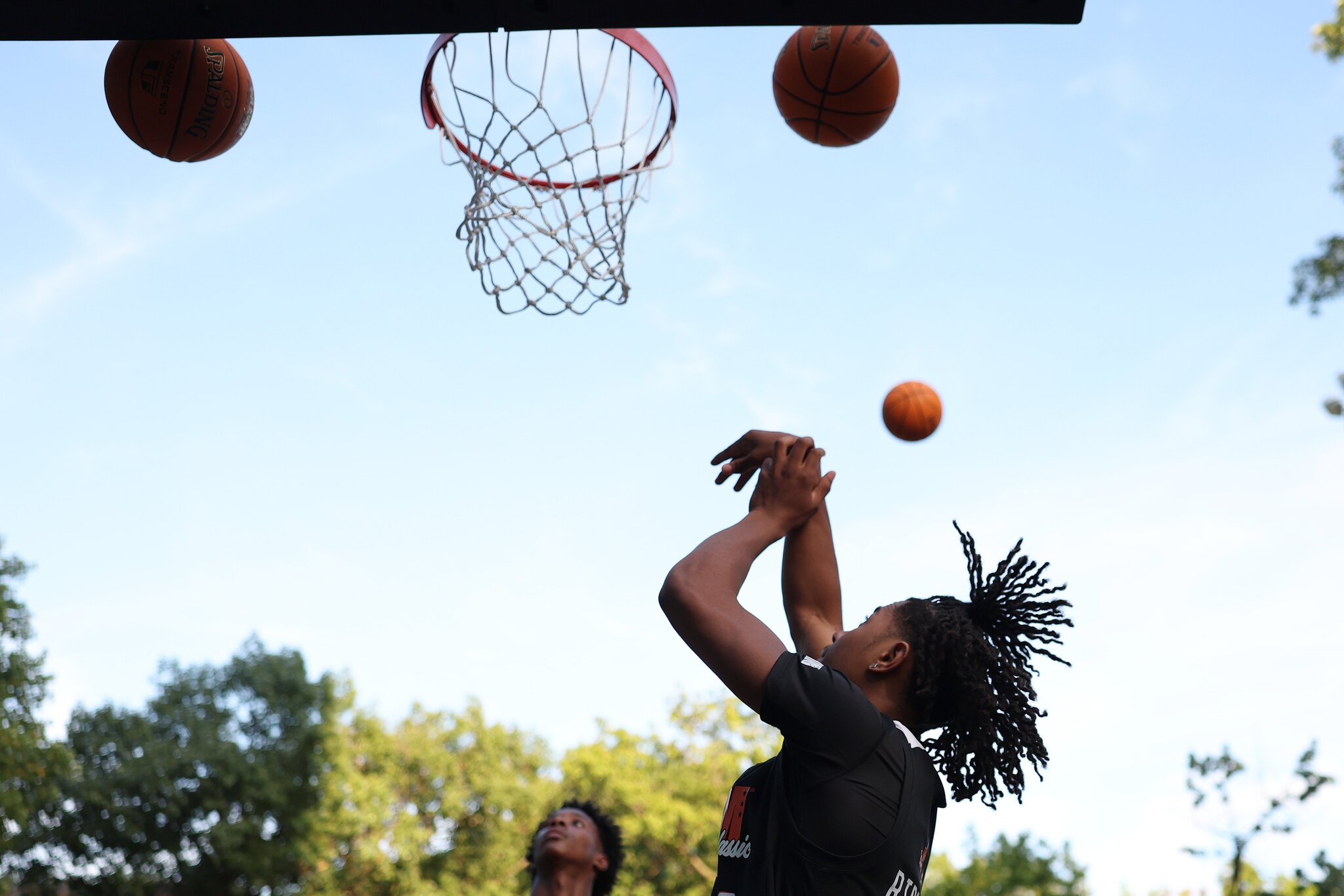 Deron Rippey vs. VJ Edgecombe