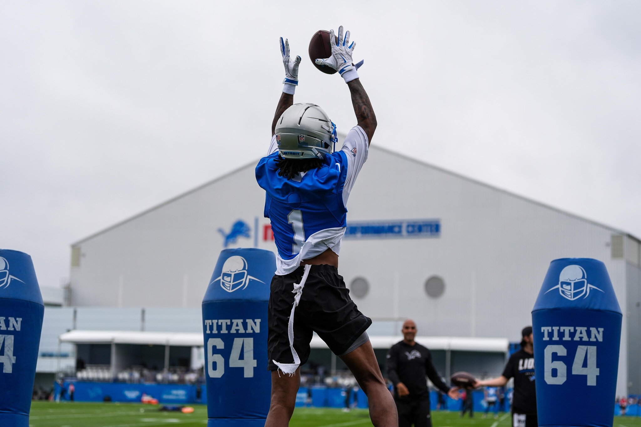 Detroit Lions injury news: Jameson Williams returns, Sam LaPorta out
