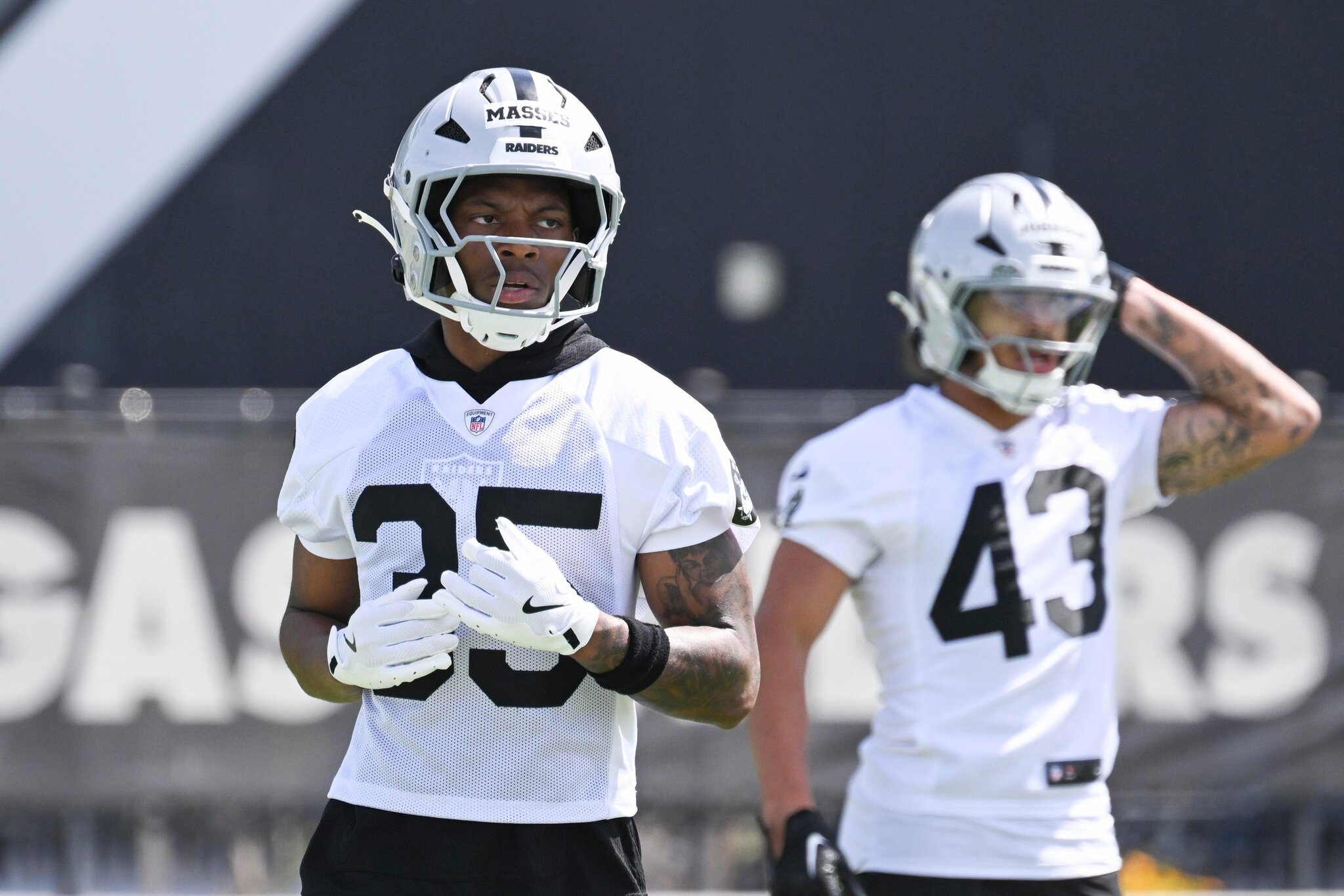 5 Las Vegas Raiders’ rookies to keep tabs on in preseason game against Arizona Cardinals