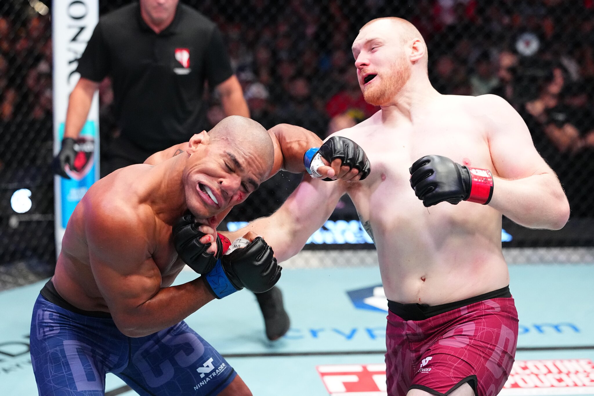 Highlights: Alik Lorenz finds redemption, smokes Mahamed Aly in under three minutes