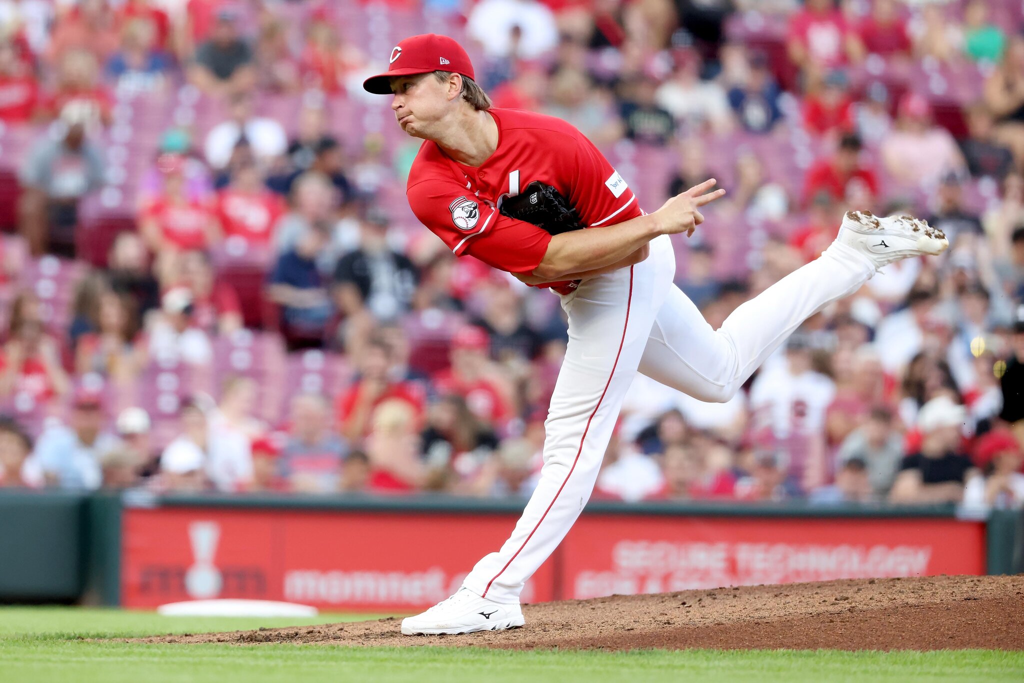 Cincinnati Reds begin post-deadline odyssey by hosting the Athletics