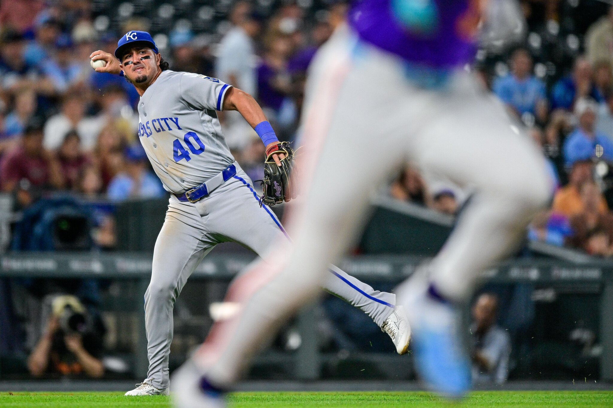 Royals drop series opener in Colorado
