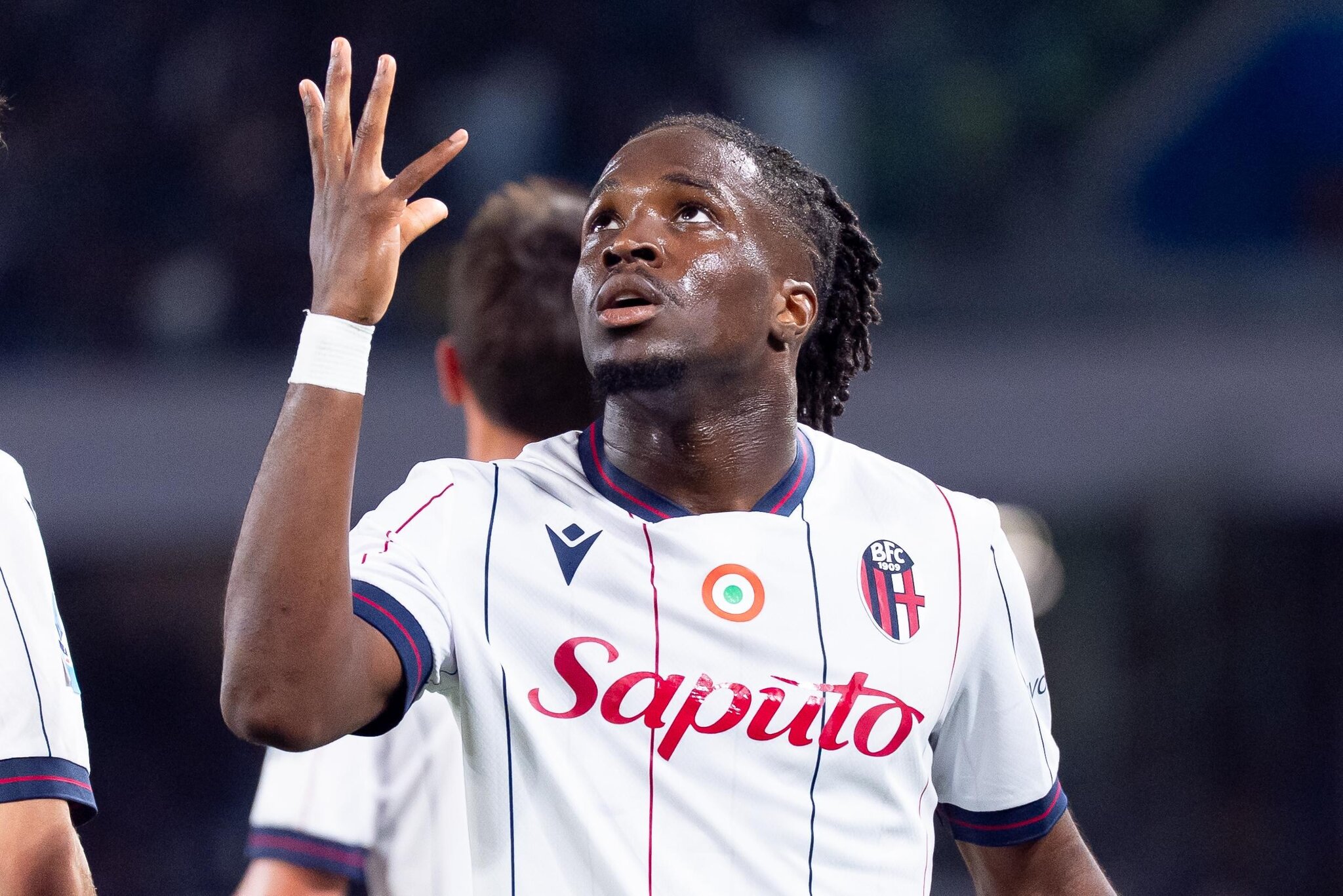 Newcastle Monitoring Bologna Winger as Anthony Gordon’s Replacement: Report