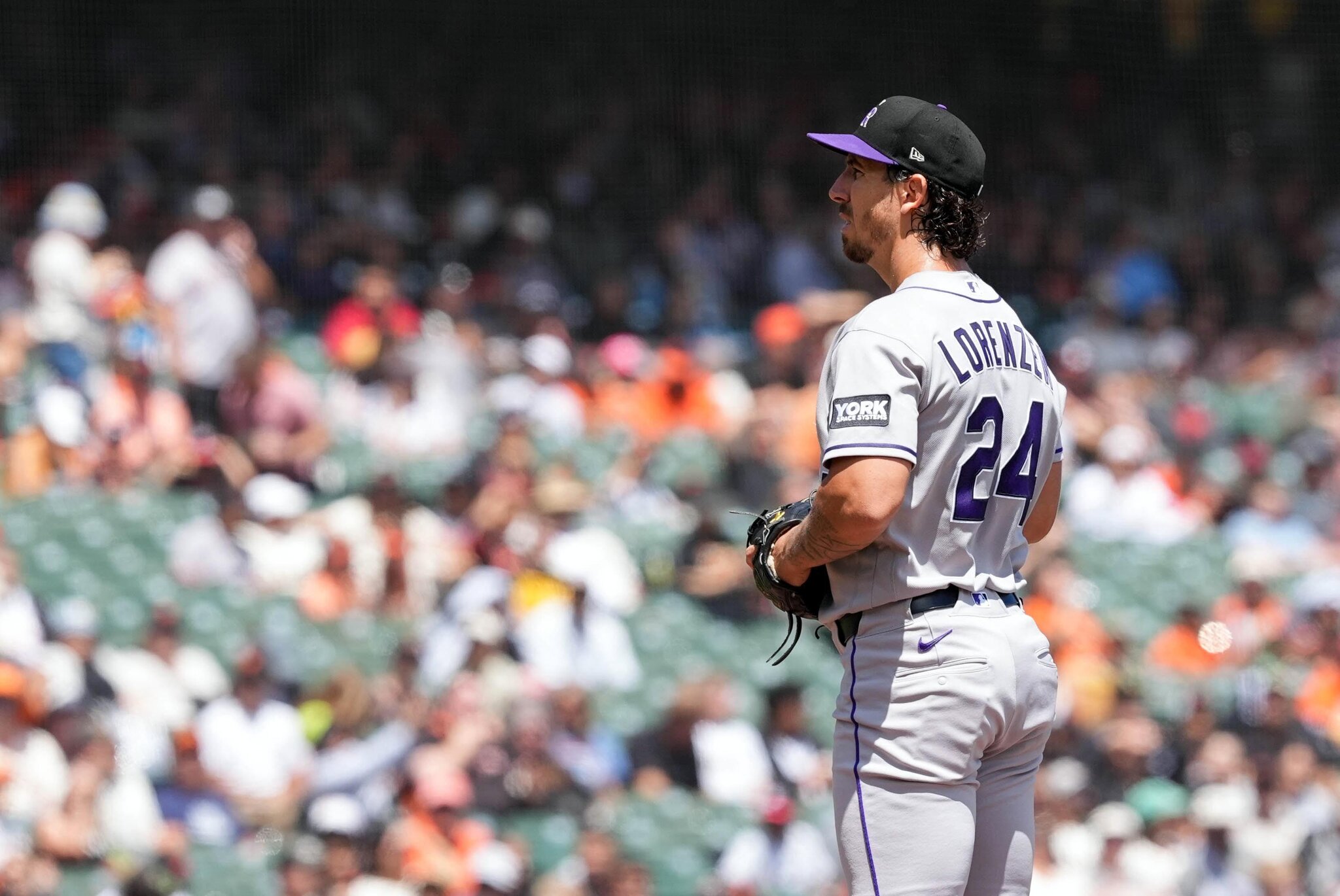 Rockies sunk by one big inning, fall to the Giants 7-1