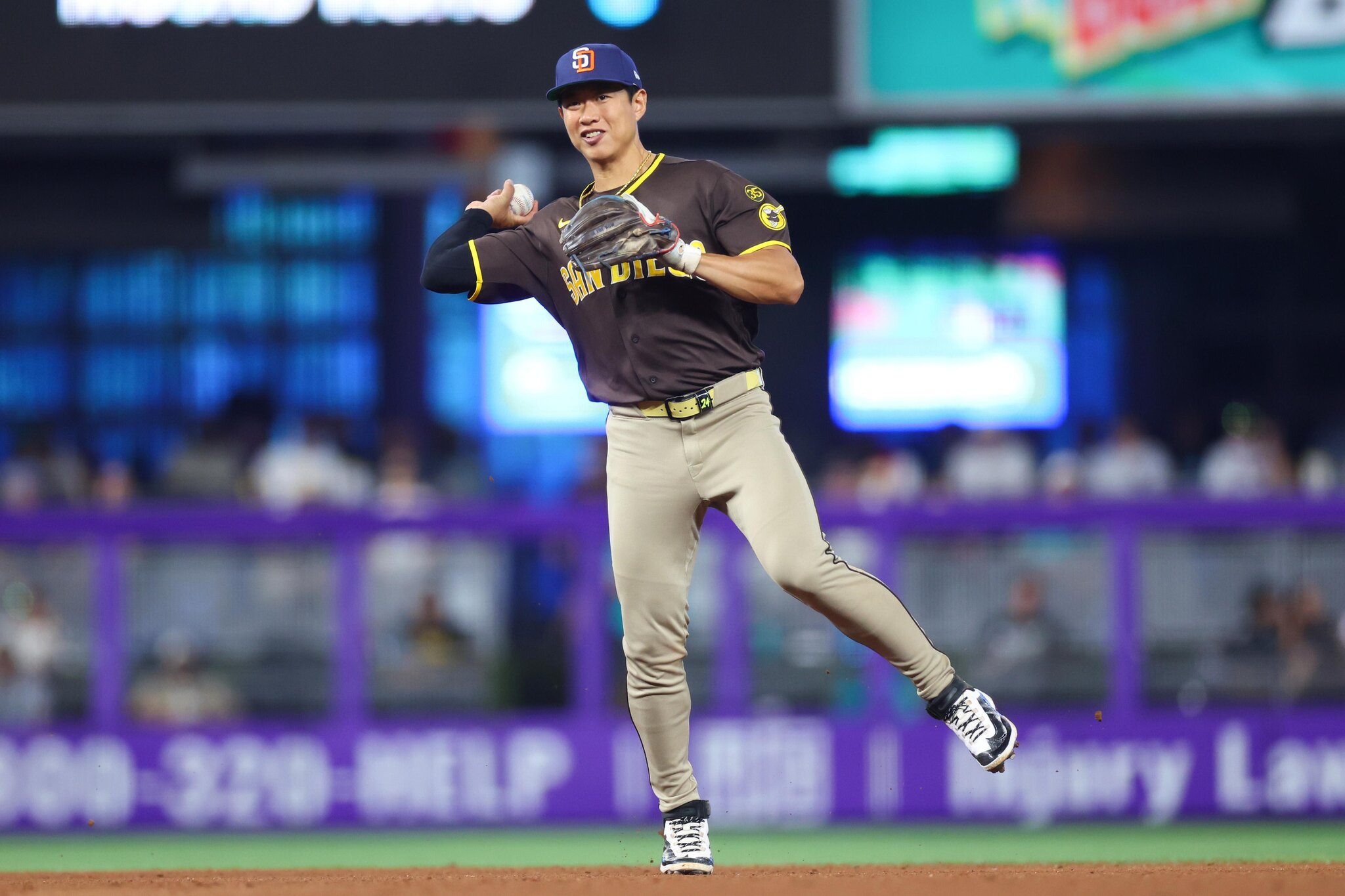 Padres open two-game set with Rockies looking to keep momentum