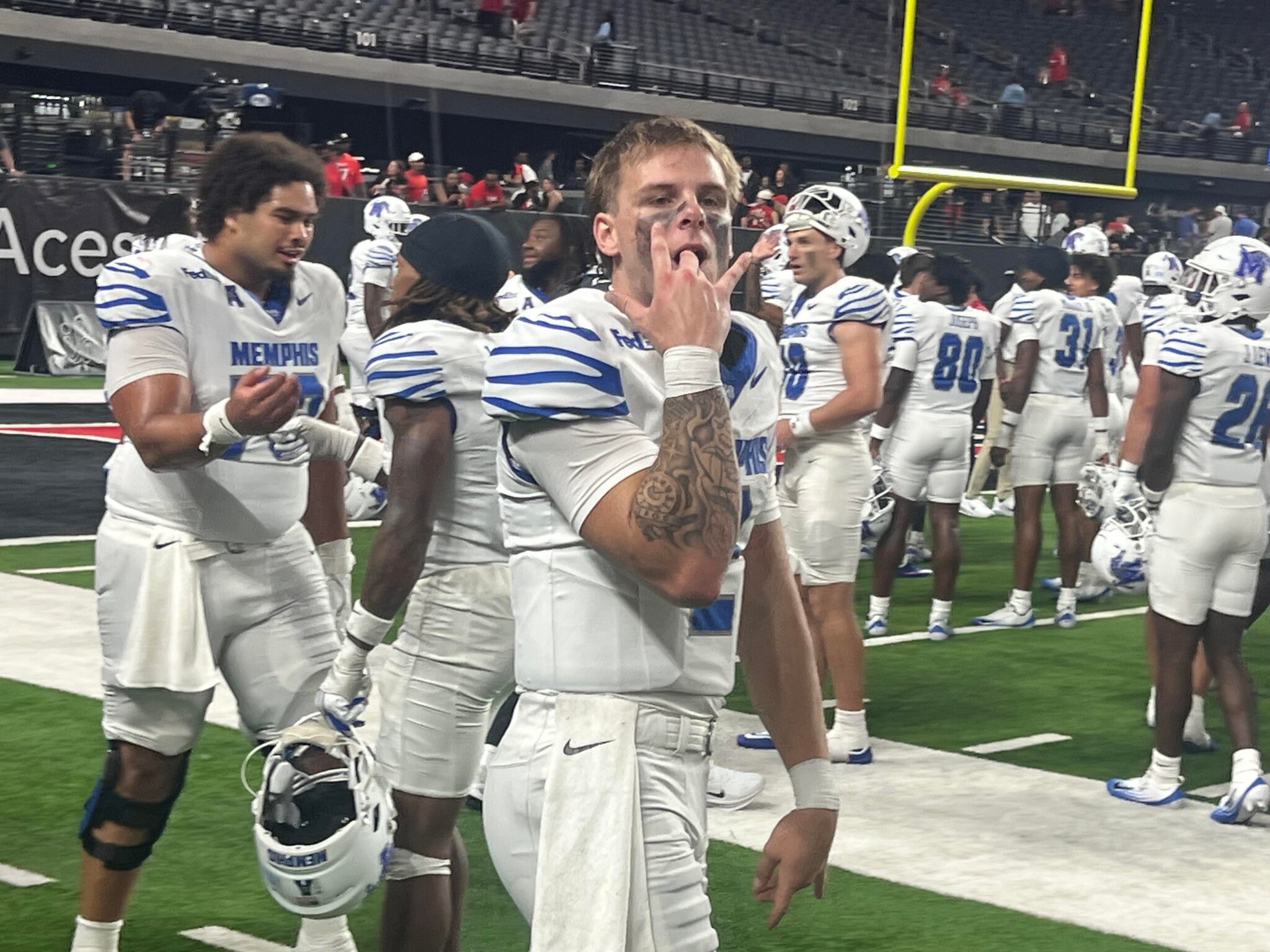 Memphis outlasts UNLV 27-21 in Huff’s debut, makes ‘national statement