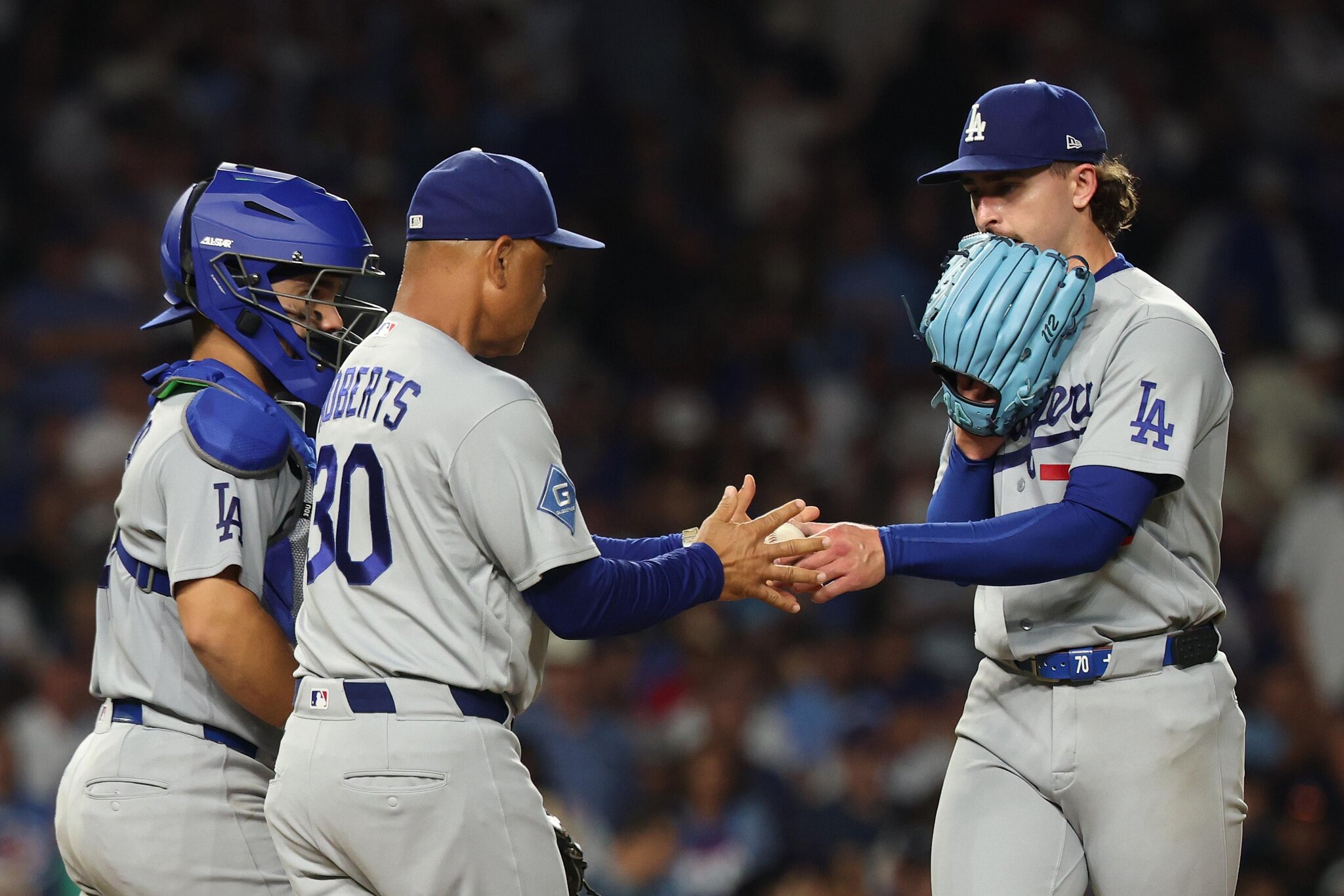 Dodgers try to wake up from Wrigley Field nightmares