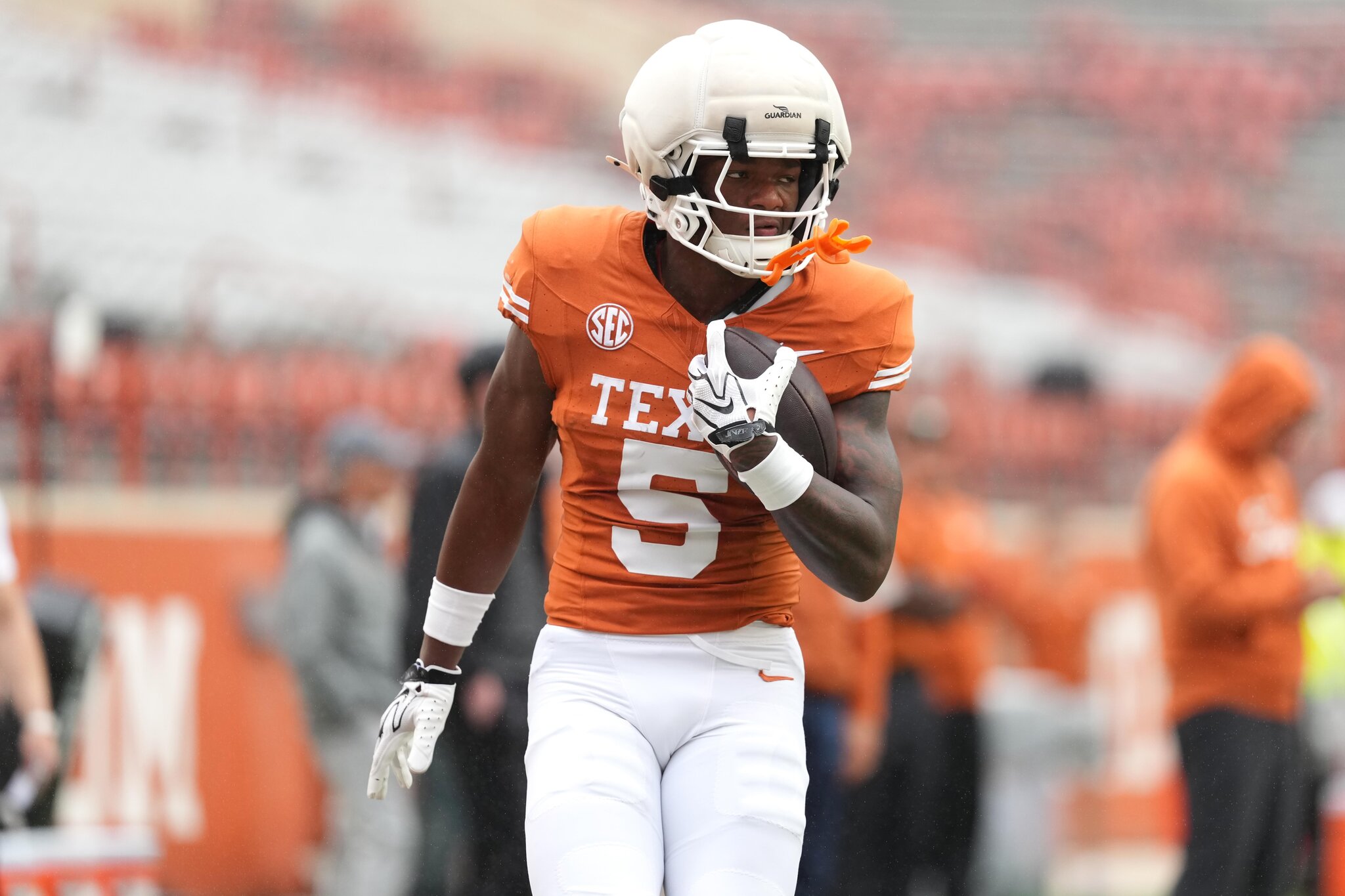 Development of Texas RB Derrek Cooper is impressing Steve Sarkisian