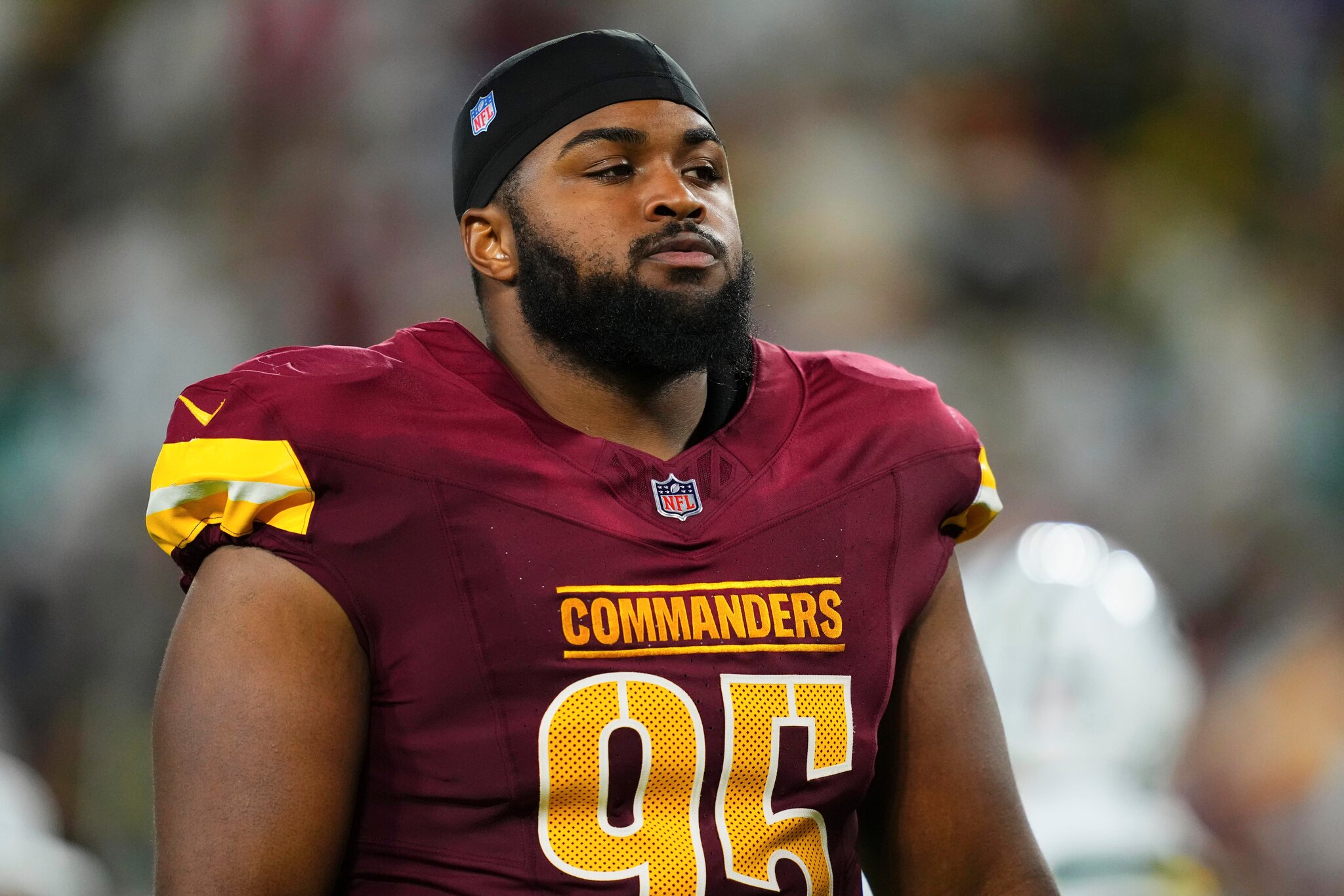 Washington Commanders DL Johnny Newton reportedly has surgery on torn pectoral muscle