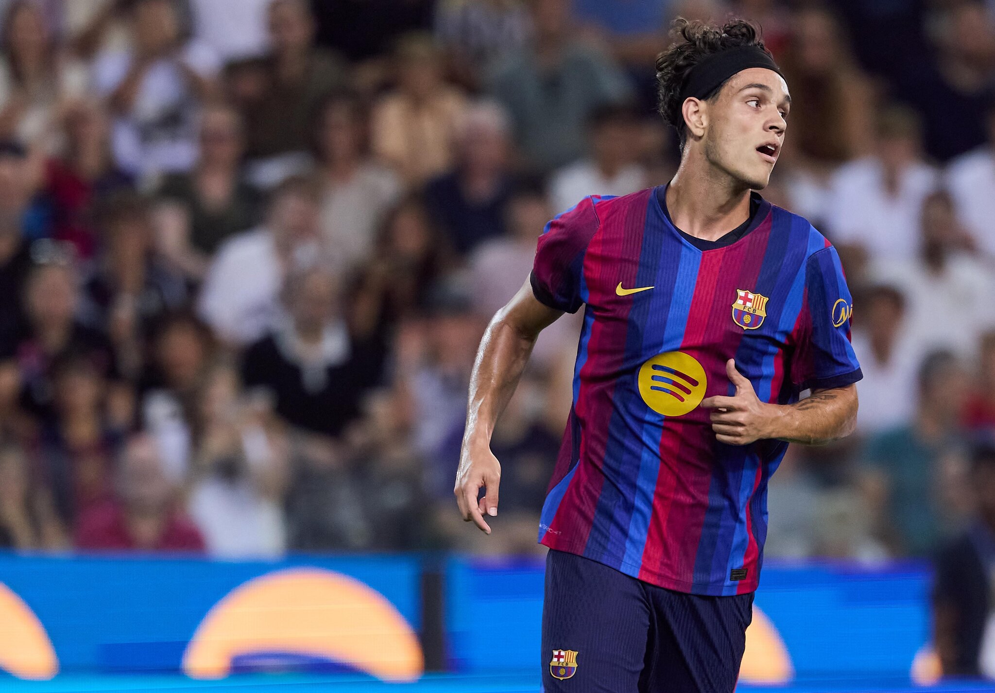 Barcelona full-back Héctor Fort wanted by Álvaro Arbeloa’s Fulham