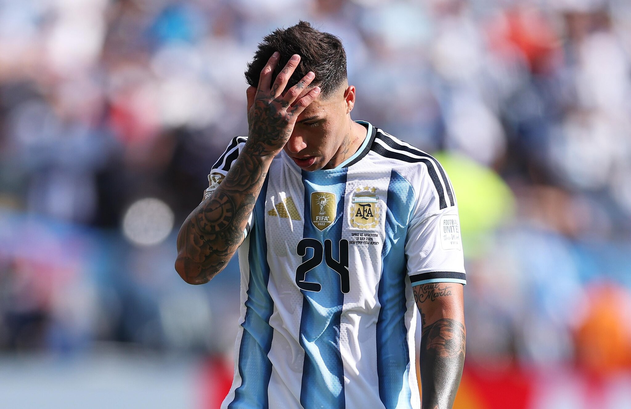 Manchester City submit 120m offer for Enzo Fernández in wrong currency … or not at all