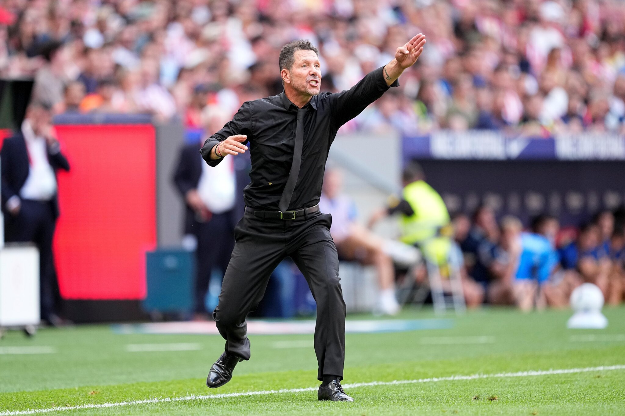 Simeone: Atlético need to stick together amid Julián Alvarez drama