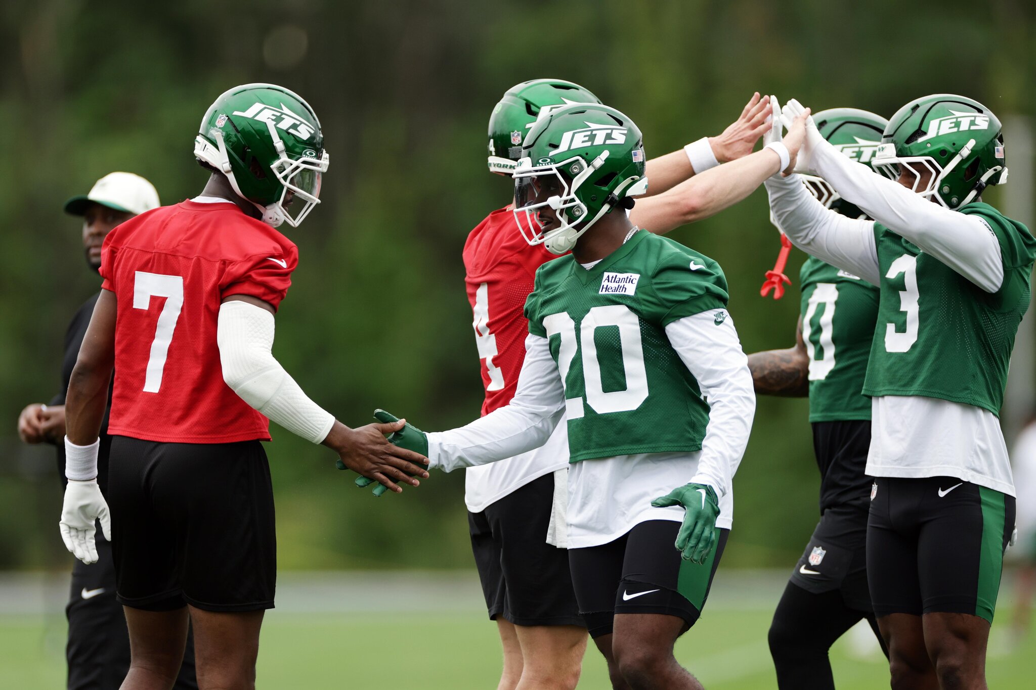 New York Jets News: Rookie David Bailey Shows Speed Off the Edge
